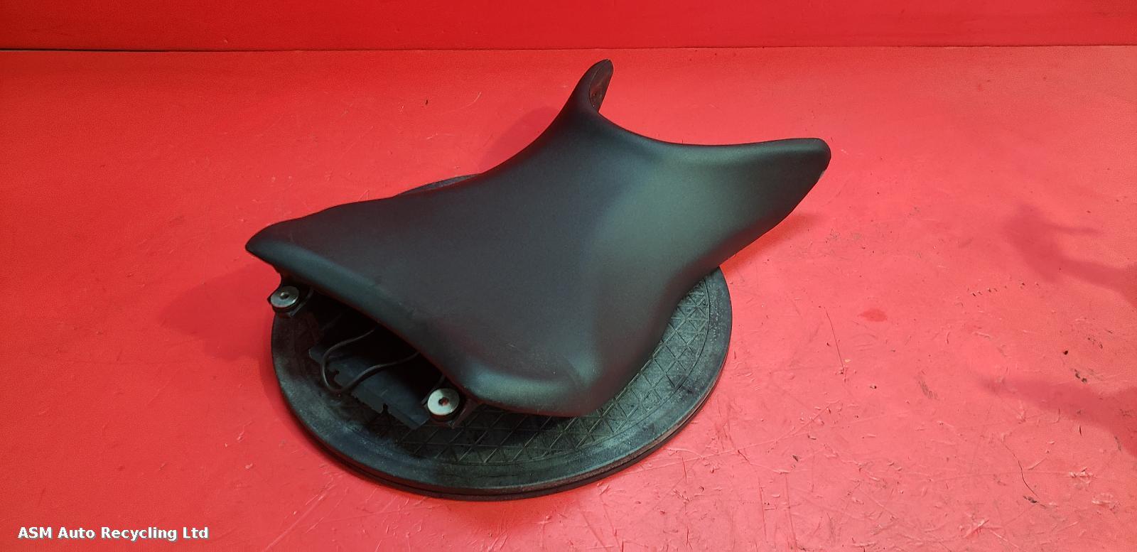 View Auto part Front Seat Honda Cb 125 2021