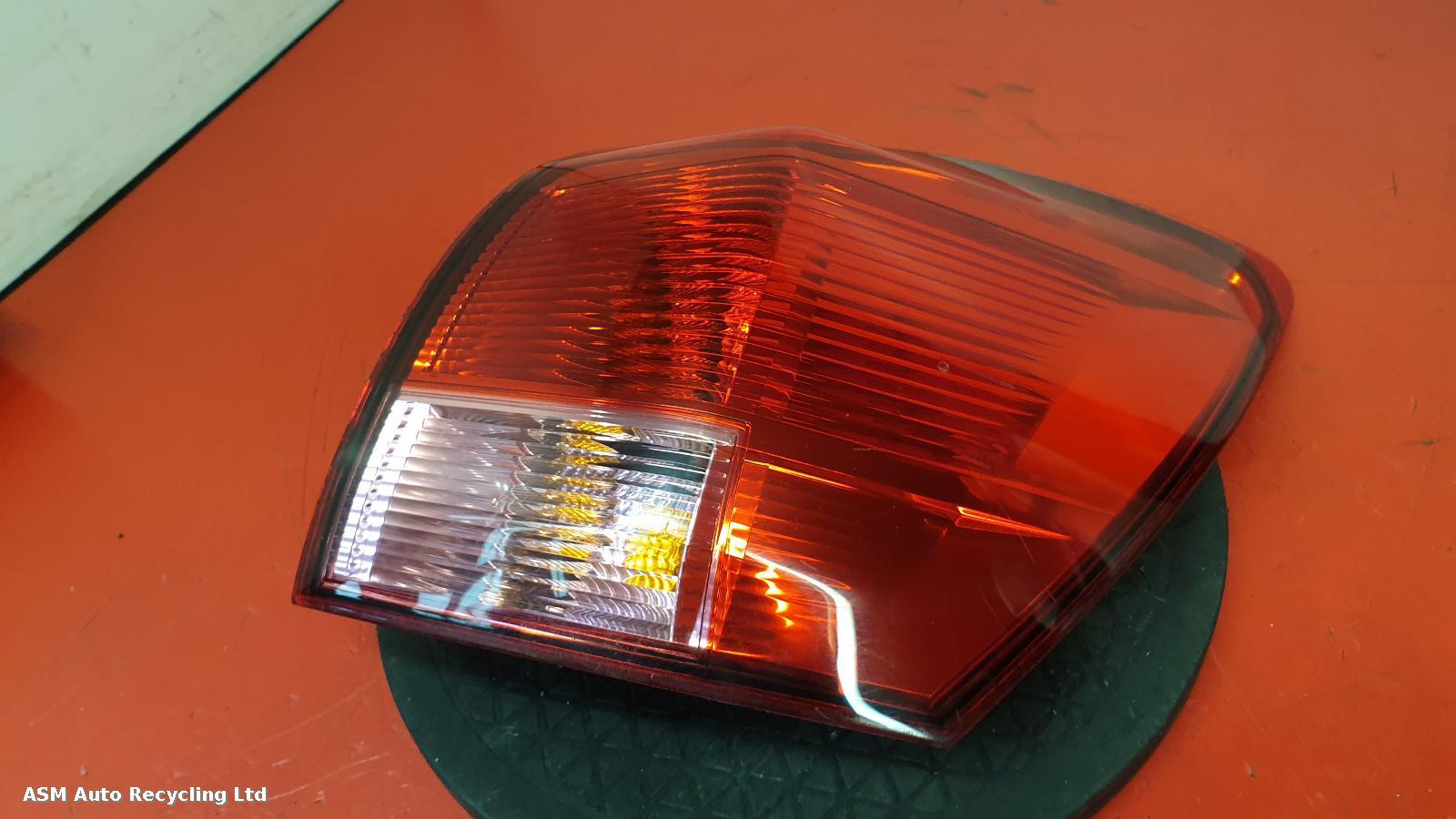 View Auto part R Taillight Nissan Qashqai 2008