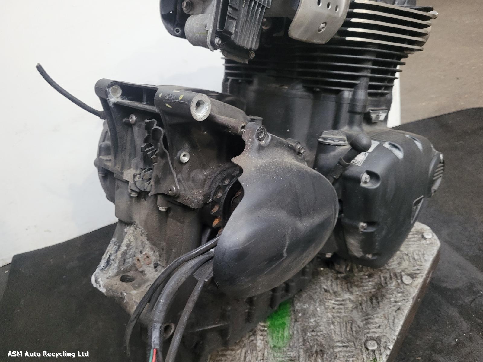 View Auto part Engine Triumph Bonneville 2017