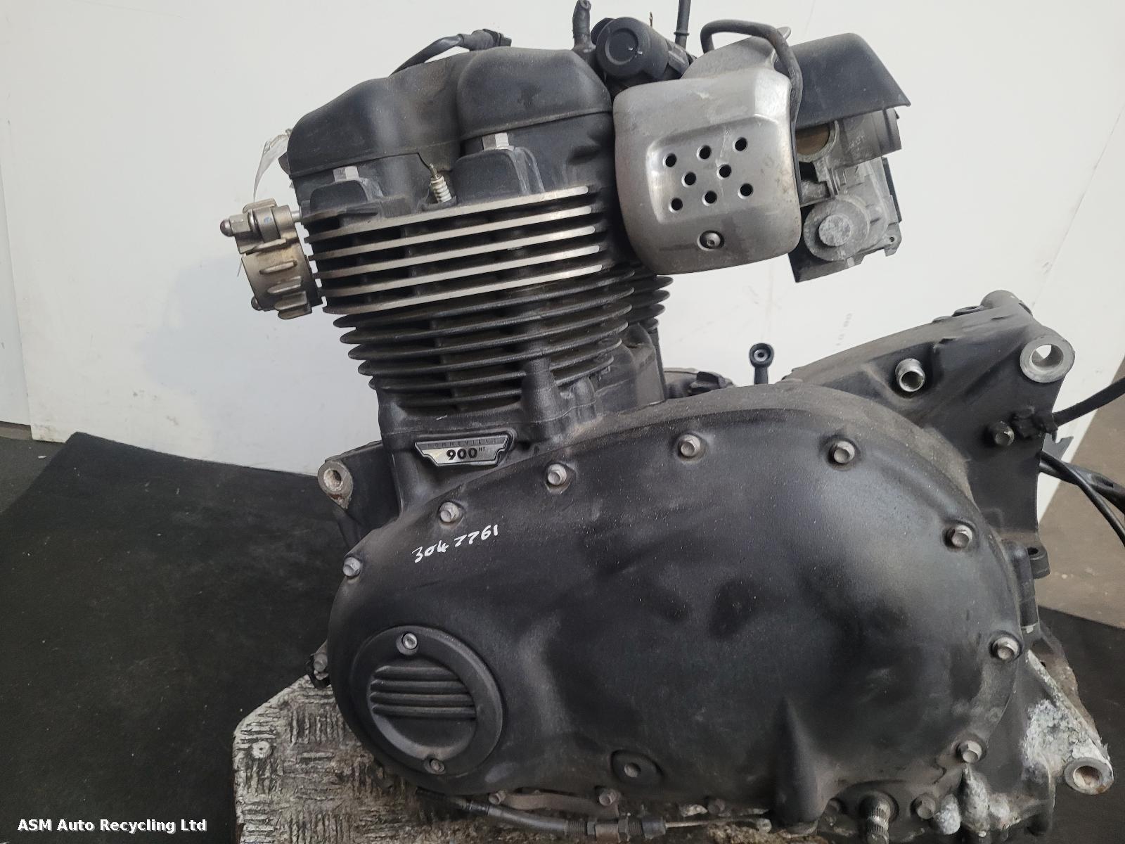 View Auto part Engine Triumph Bonneville 2017