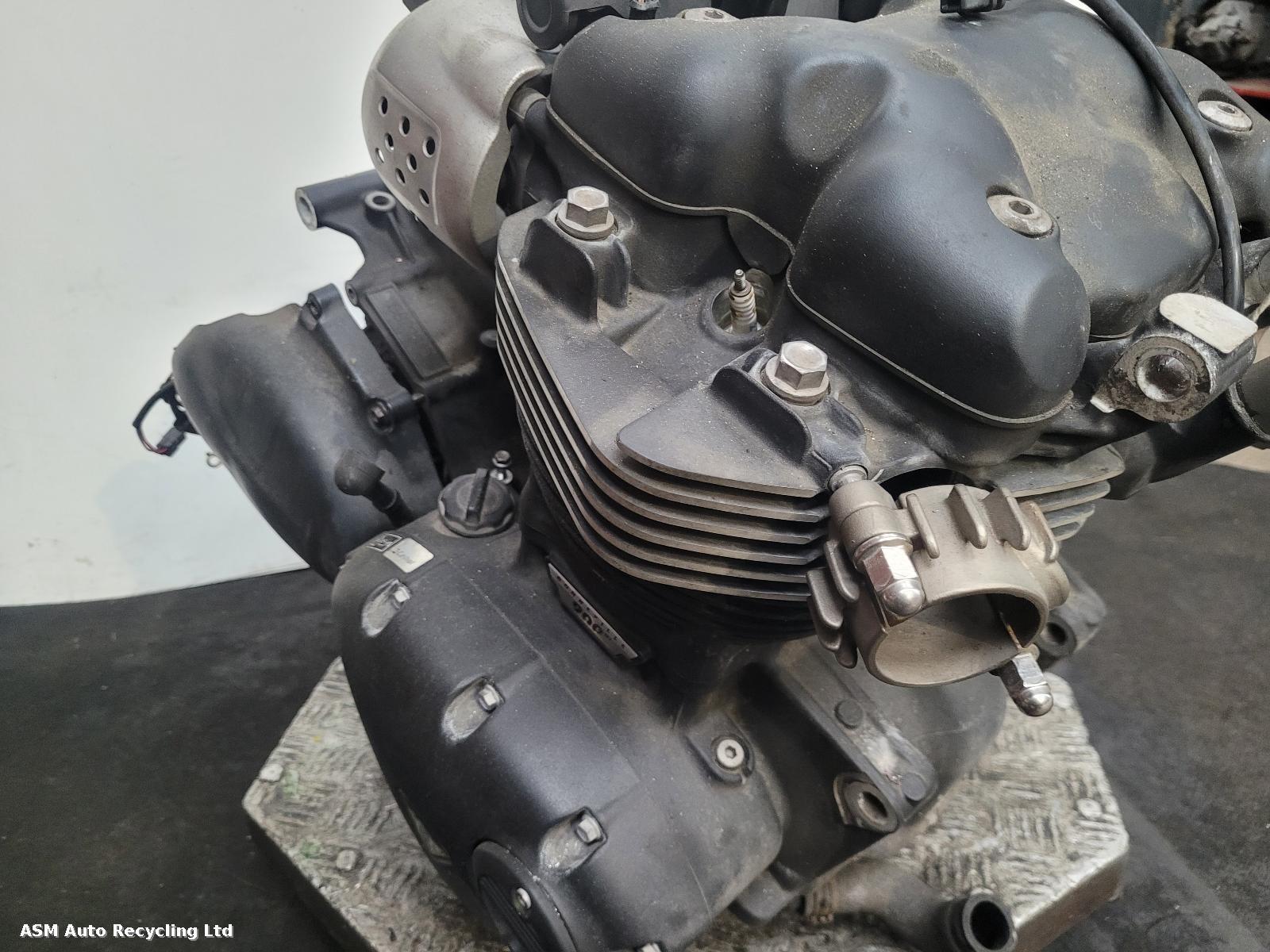 View Auto part Engine Triumph Bonneville 2017