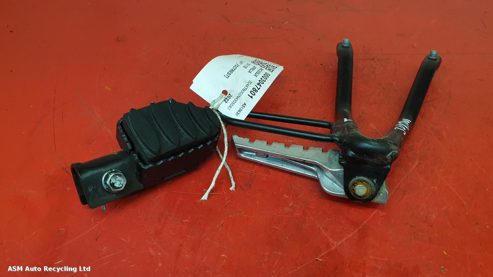 View Auto part Left Footrest Aprilia Sx 125 2022