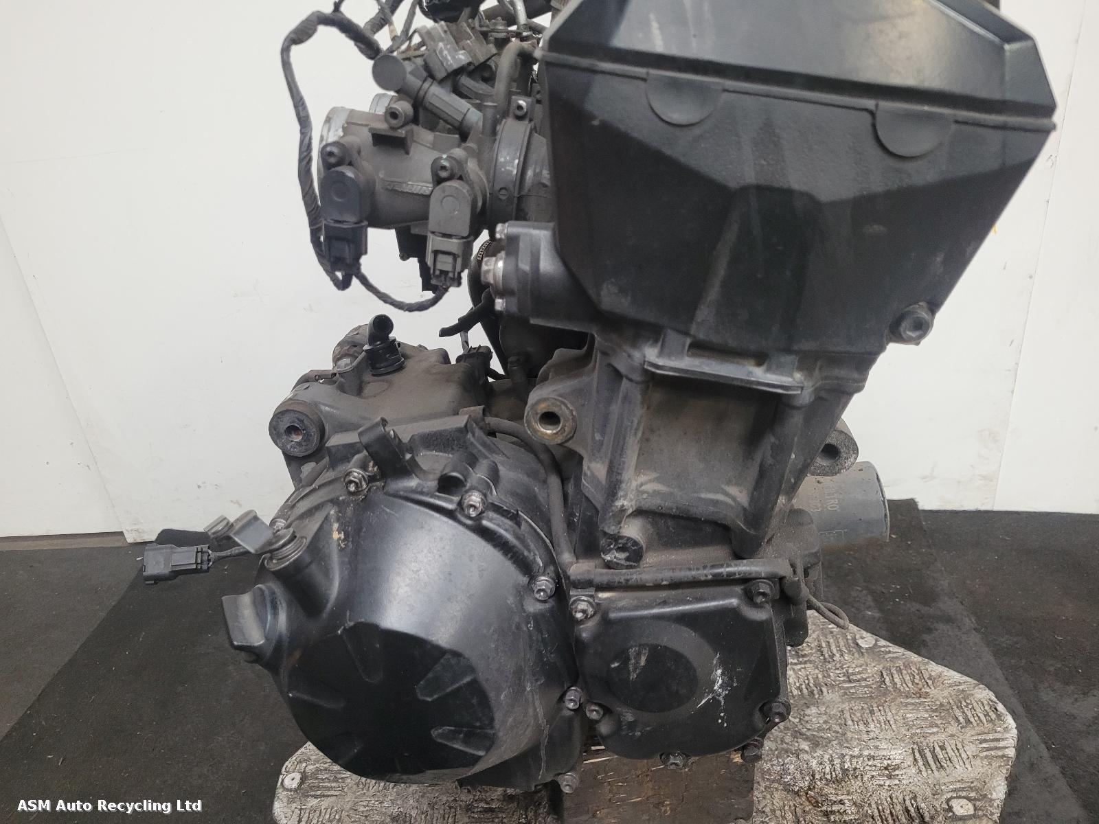 View Auto part Engine Kawasaki Zr 750 2010