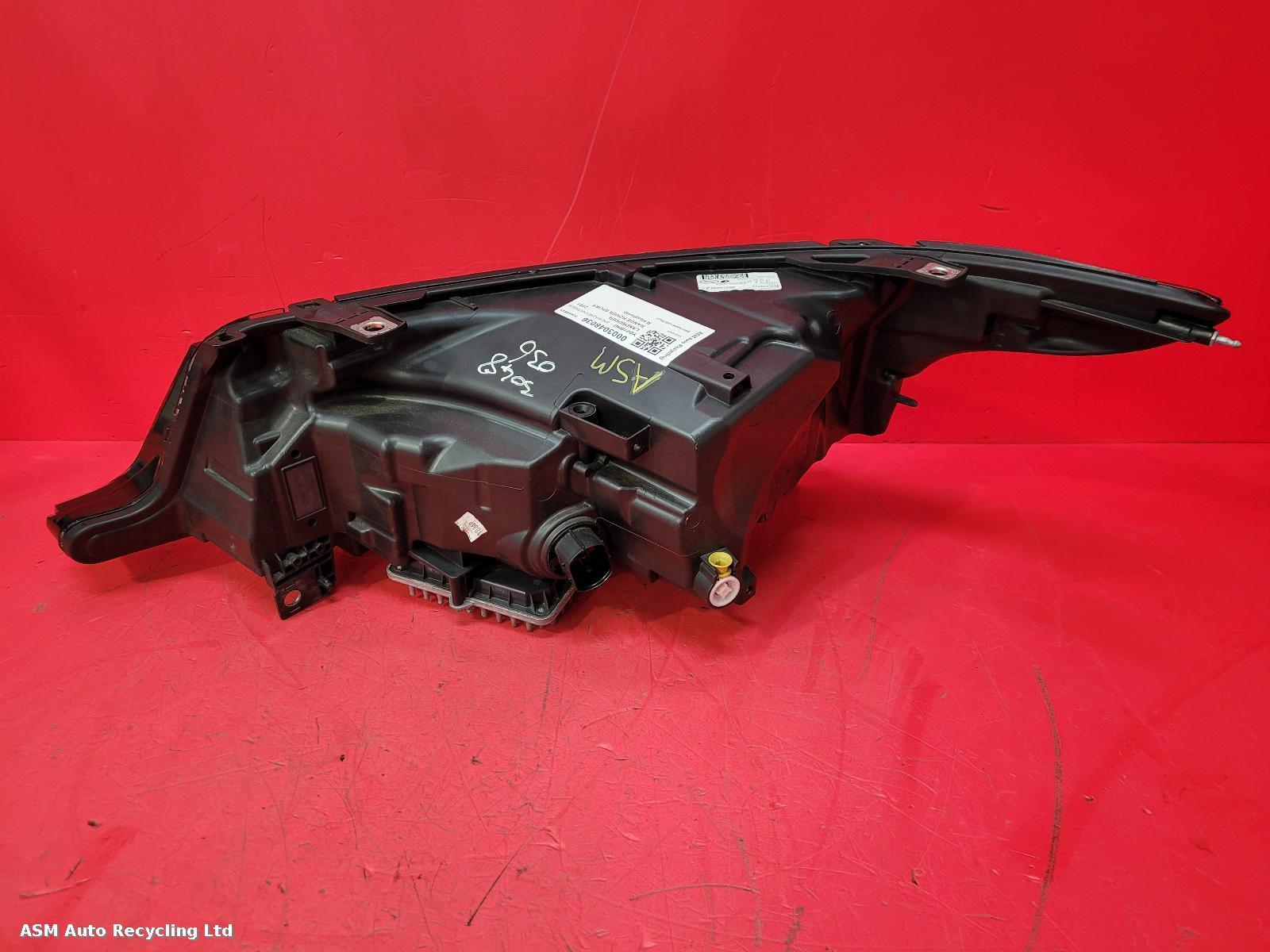 View Auto part R Headlamp Land Rover Range Rover Sport 2021