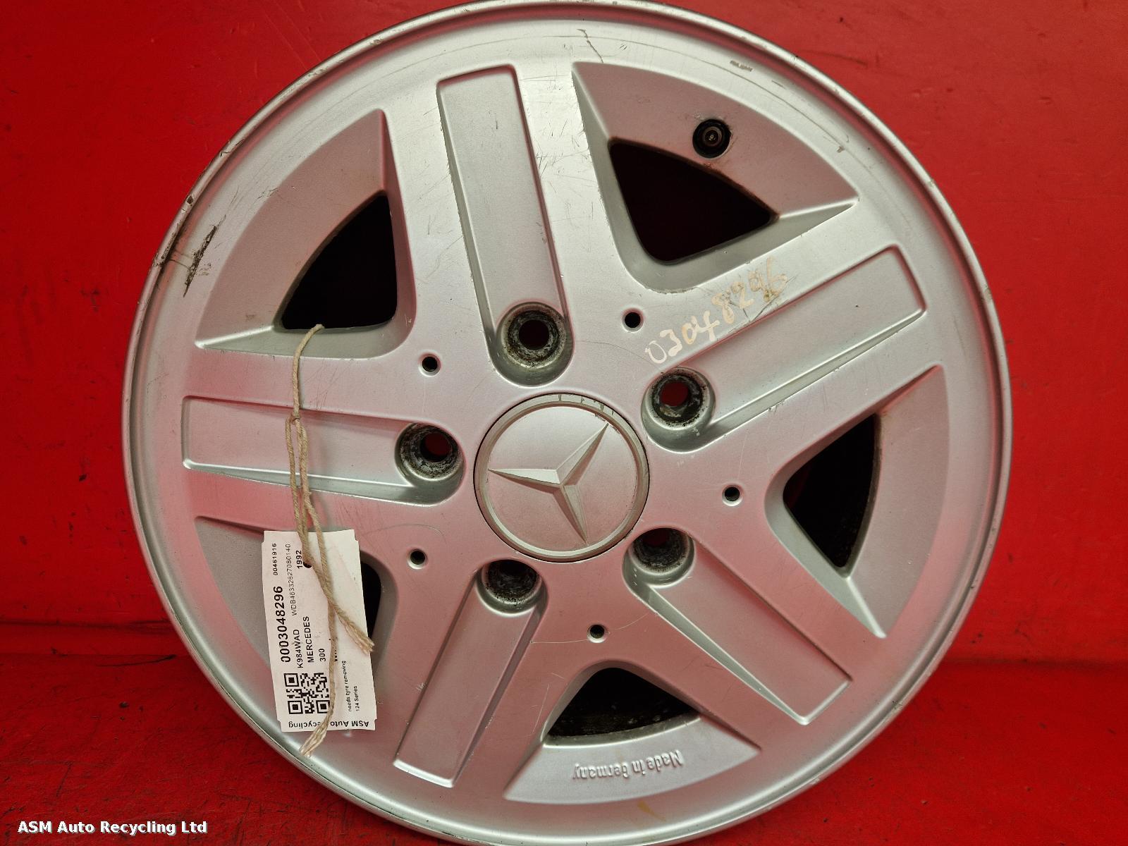View Auto part Wheel Mercedes 300 1992
