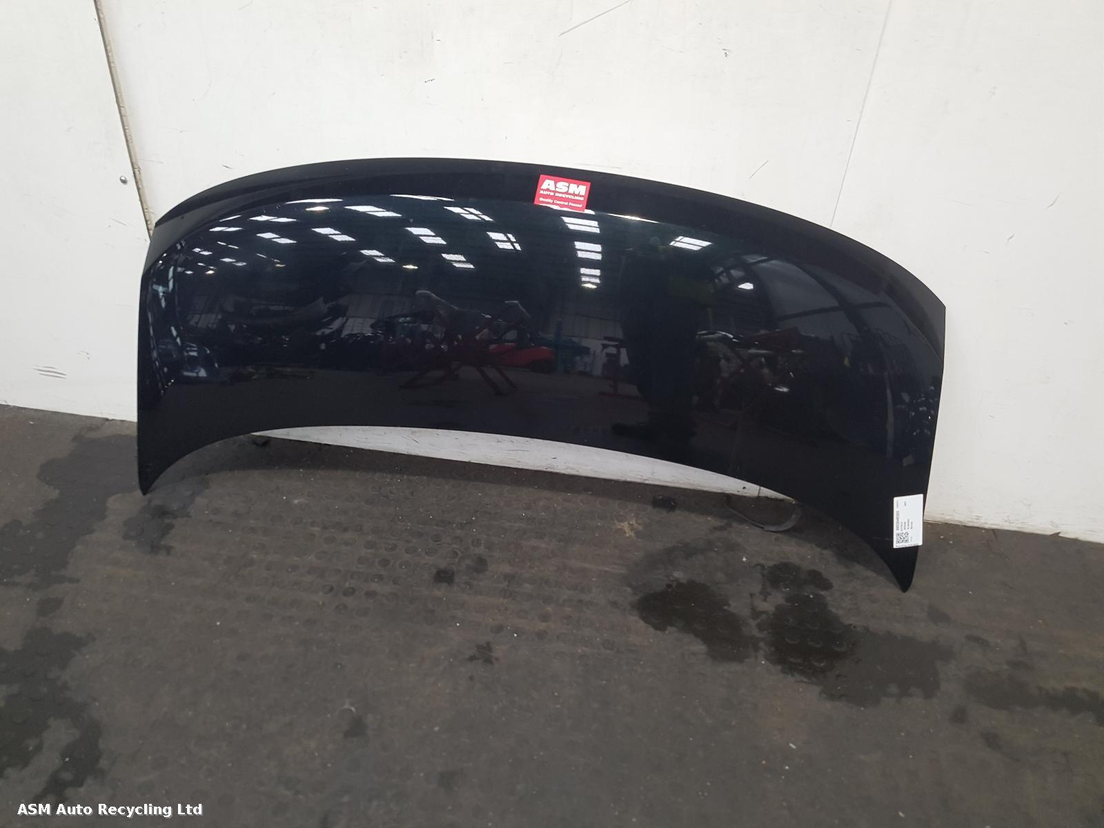 View Auto part Bonnet Nissan Elgrand 2007
