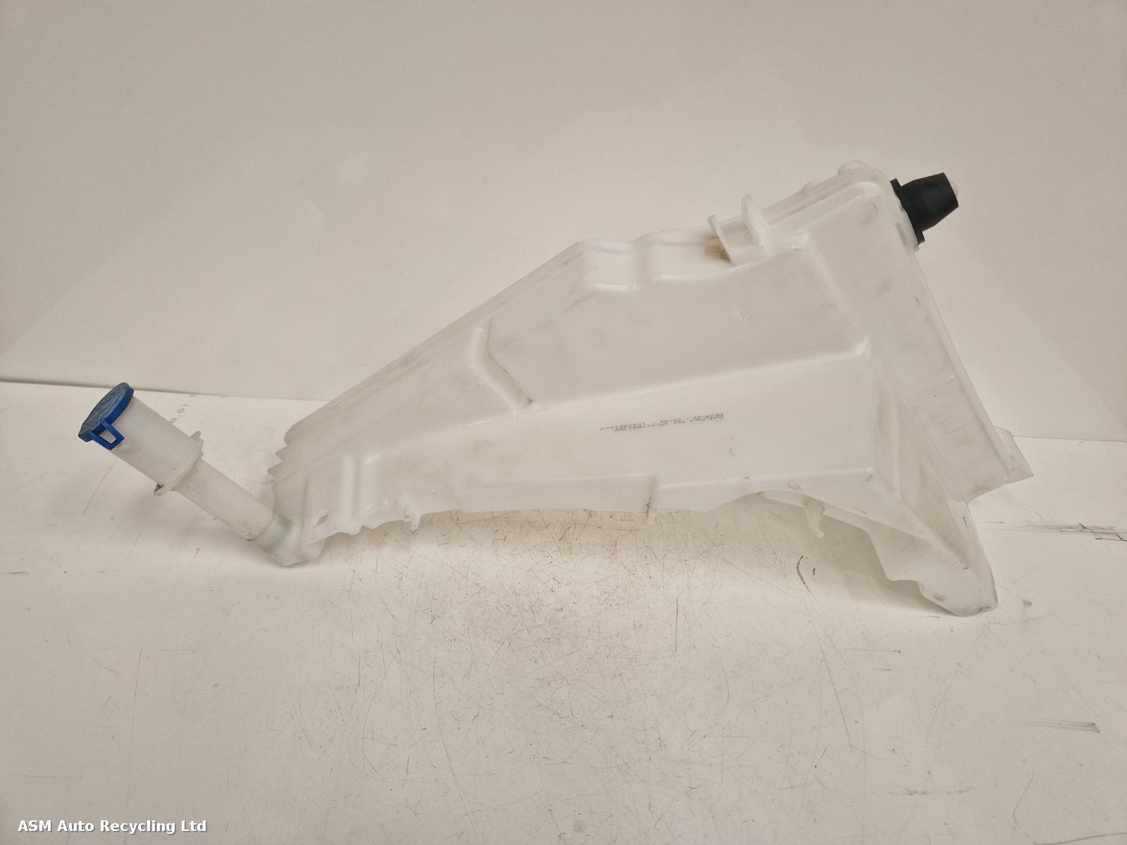 View Auto part Washer Bottle Land Rover Discovery 2023