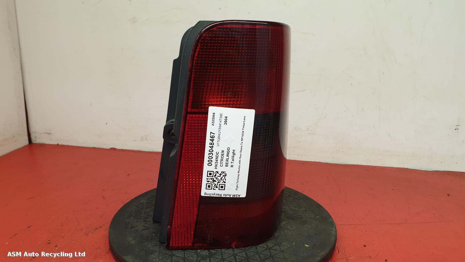 View Auto part R Taillight Citroen Berlingo 2004