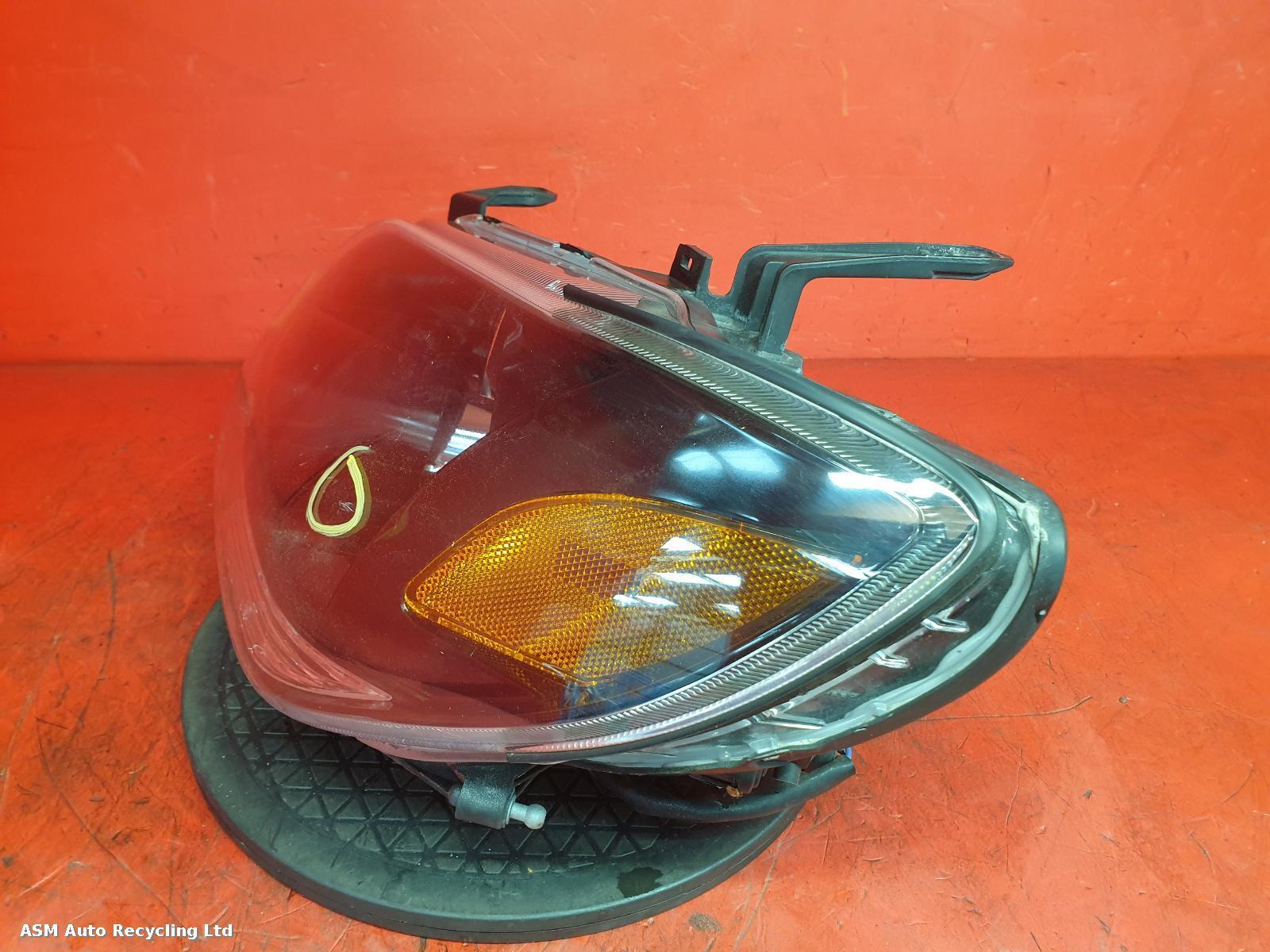 View Auto part L Headlamp Mitsubishi Outlander 2004