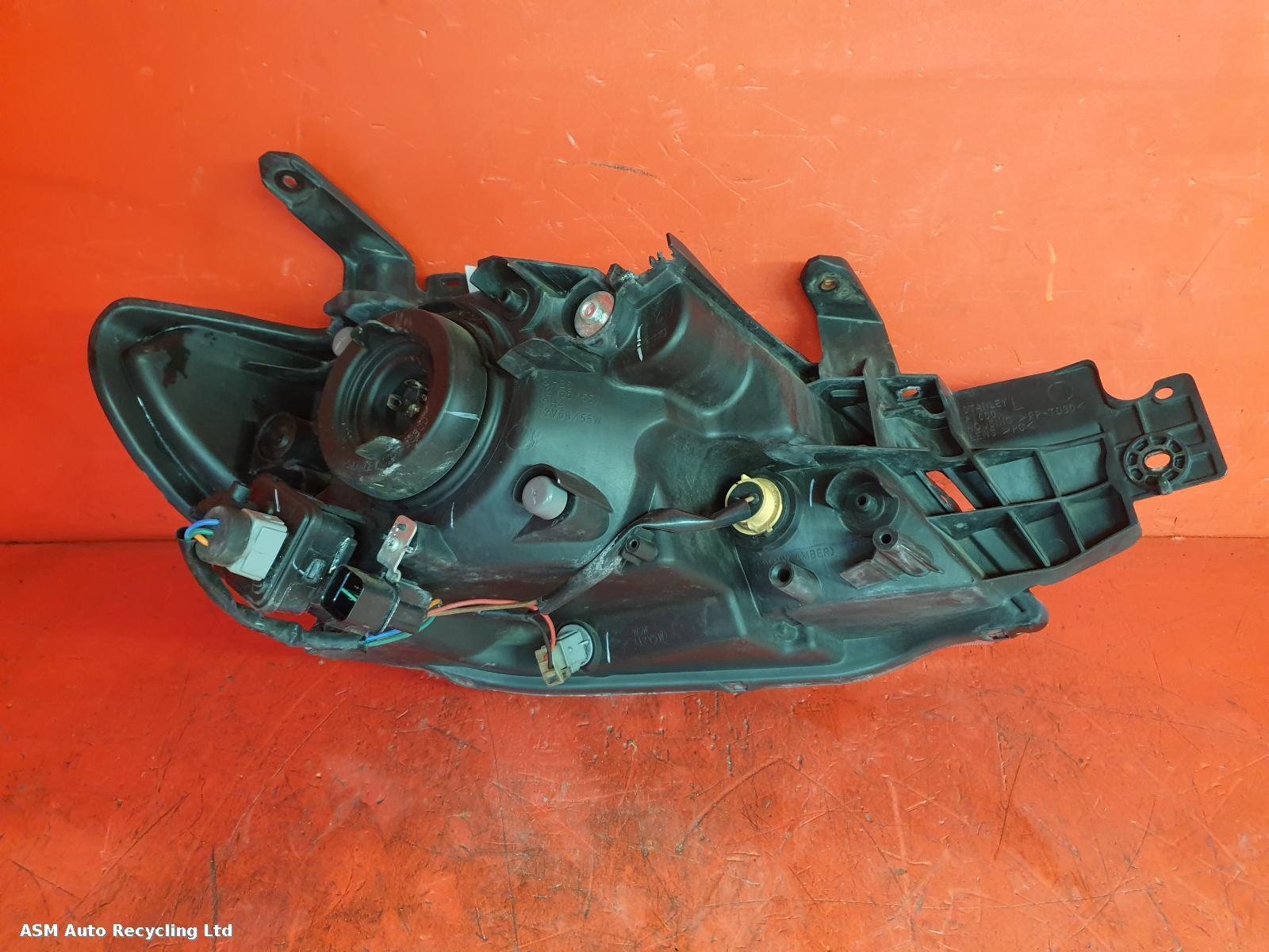View Auto part L Headlamp Mitsubishi Outlander 2004