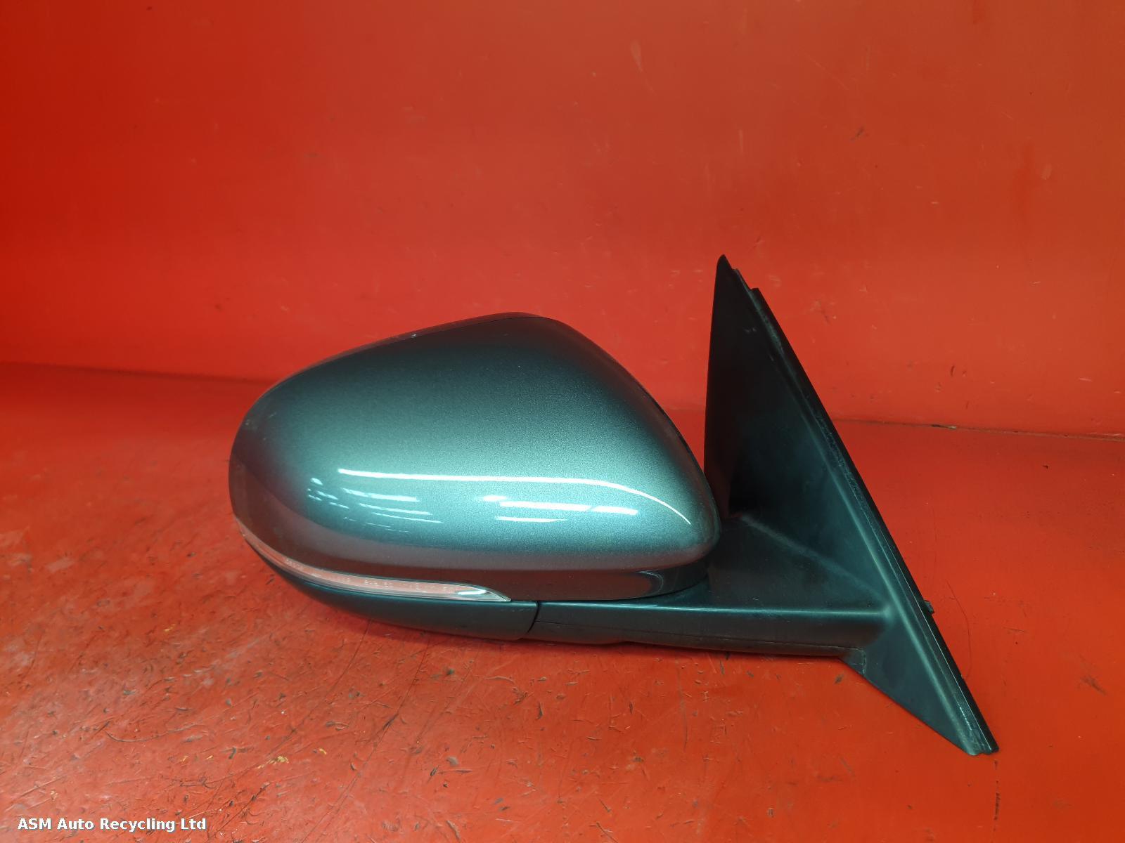 View Auto part R Door Mirror Jaguar Xf 2019