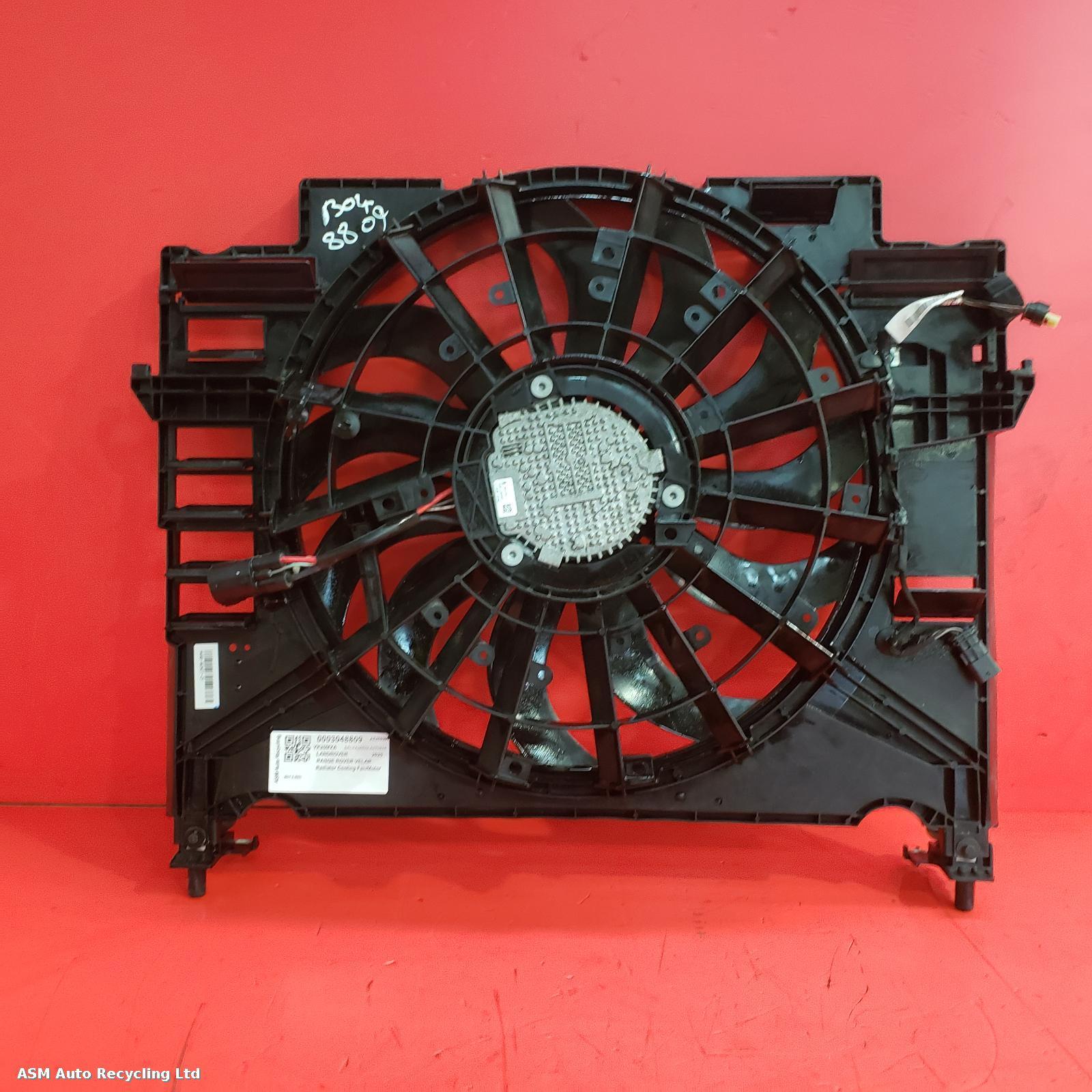 View Auto part Engine Cooling Motor Land Rover Range Rover Velar 2020