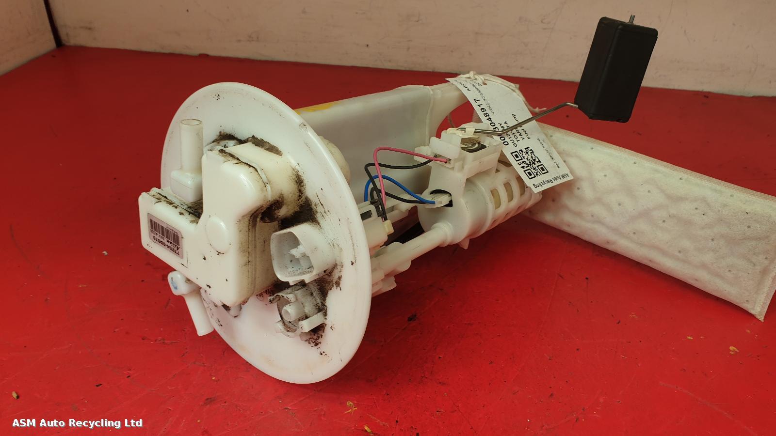 View Auto part Fuel Pump Toyota Yaris 2012