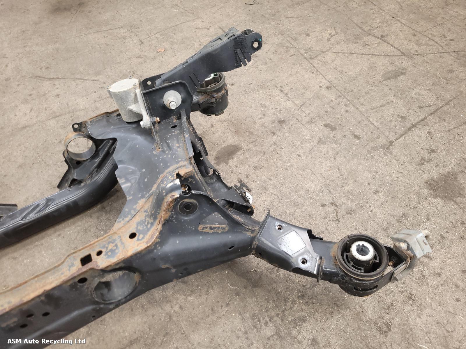 View Auto part Rear Axle Assembly Land Rover Discovery Sport 2020