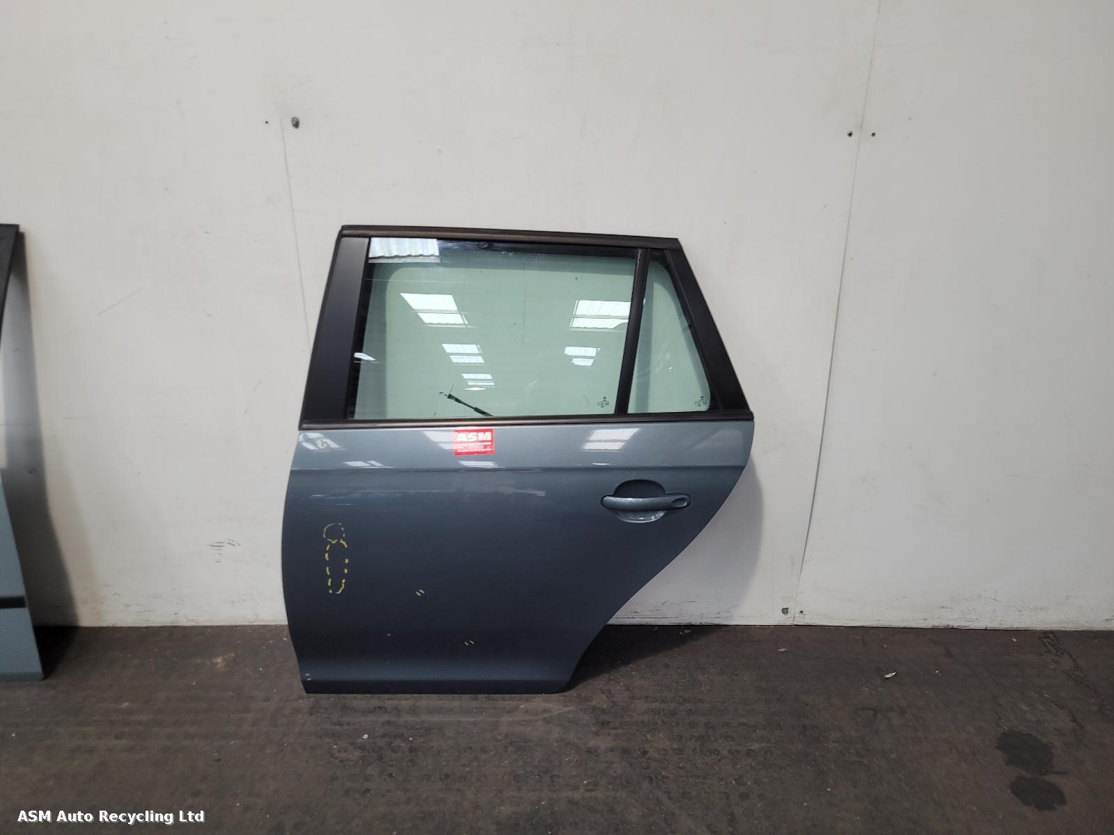 View Auto part L Rear Door Volkswagen Golf 2009