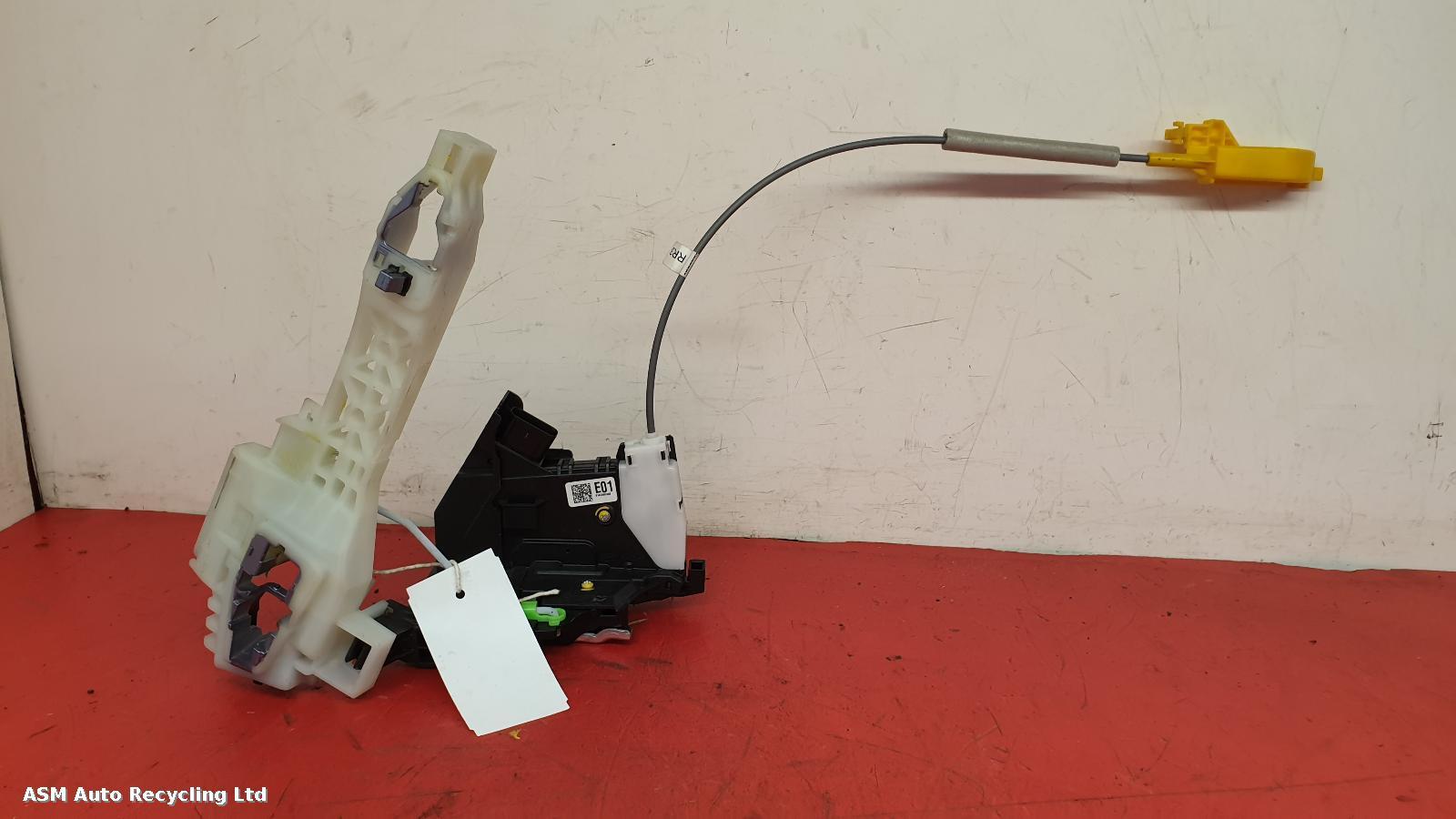 View Auto part Door Lock Assembly Hyundai Kona 2023