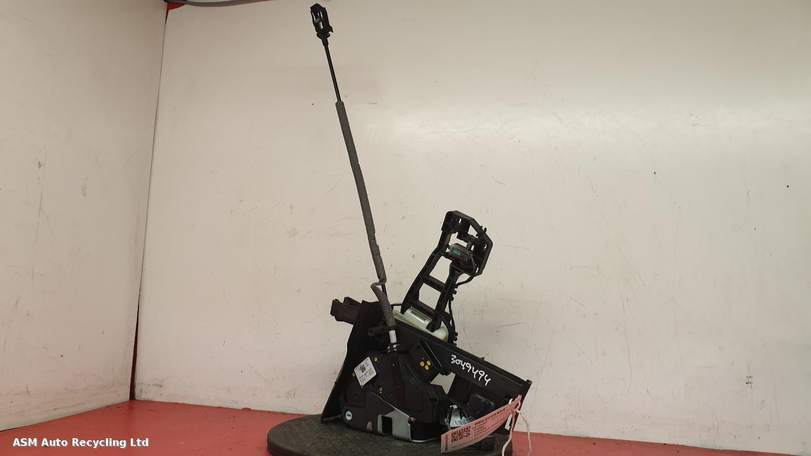 View Auto part Door Lock Assembly Ford Focus 2012