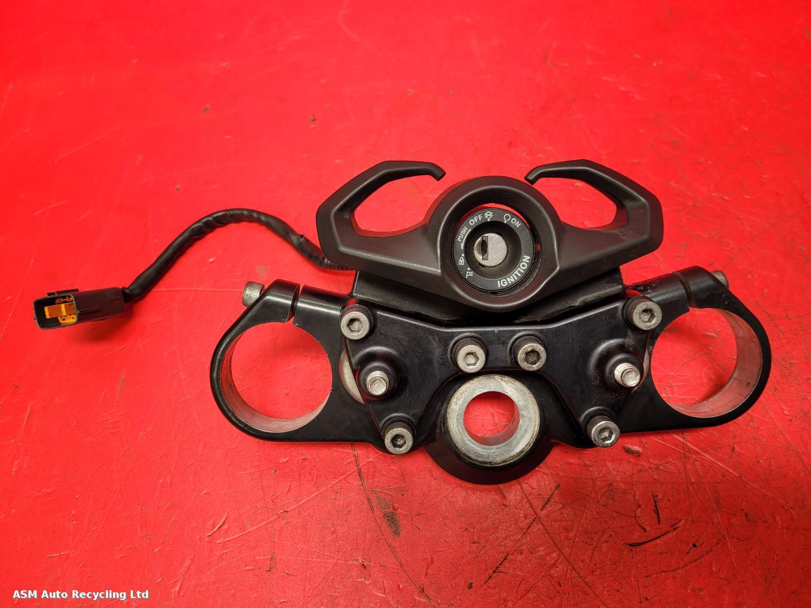 View Auto part Comp.Lock Set + Keys Triumph Trophy Se 2014