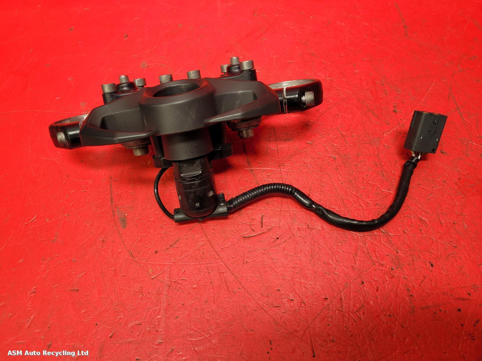 View Auto part Comp.Lock Set + Keys Triumph Trophy Se 2014