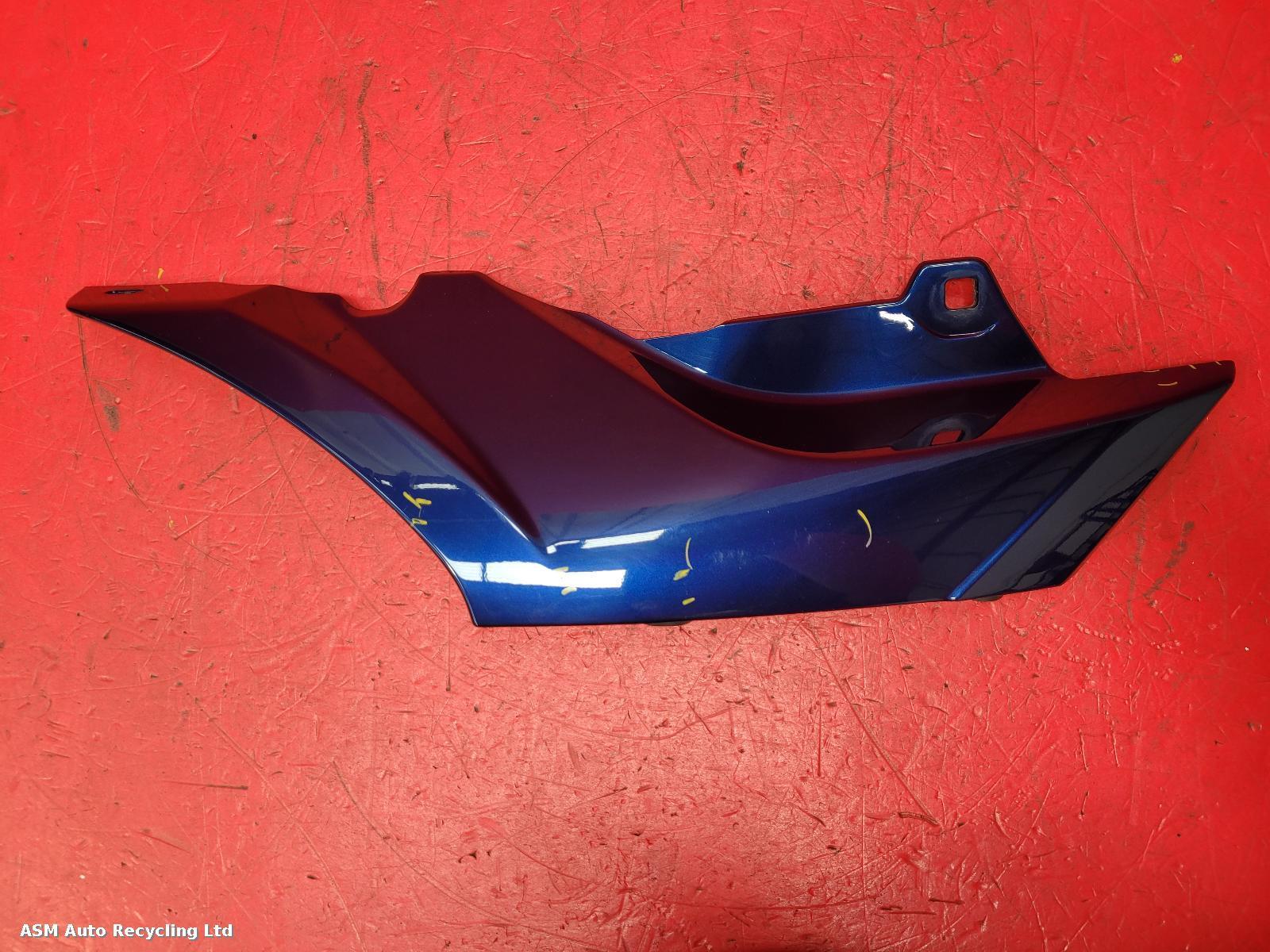 View Auto part Side Panel Right Triumph Trophy Se 2014