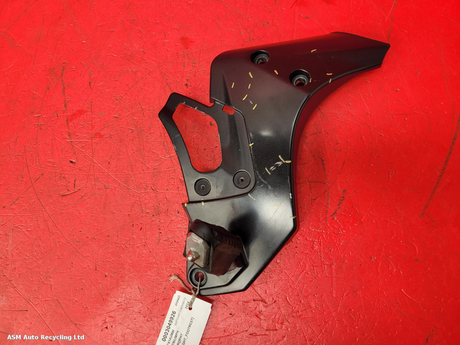 View Auto part Right Footrest Triumph Trophy Se 2014