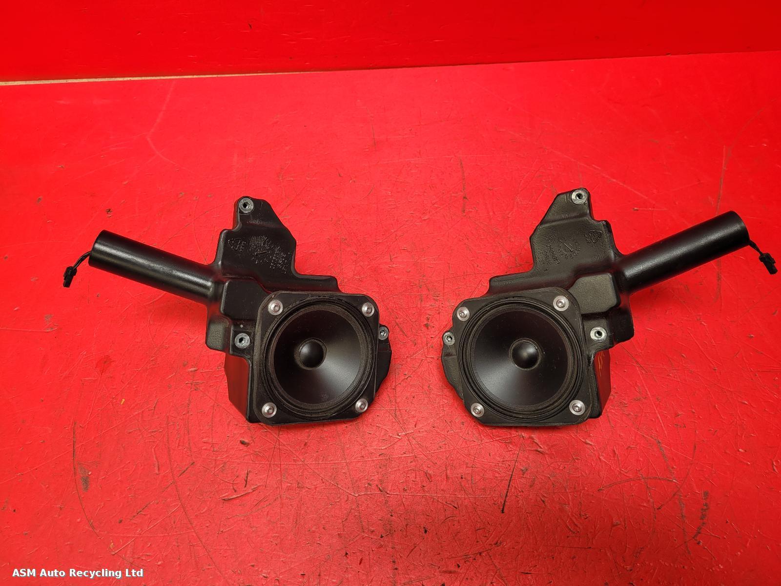 View Auto part Loud Speakers Triumph Trophy Se 2014