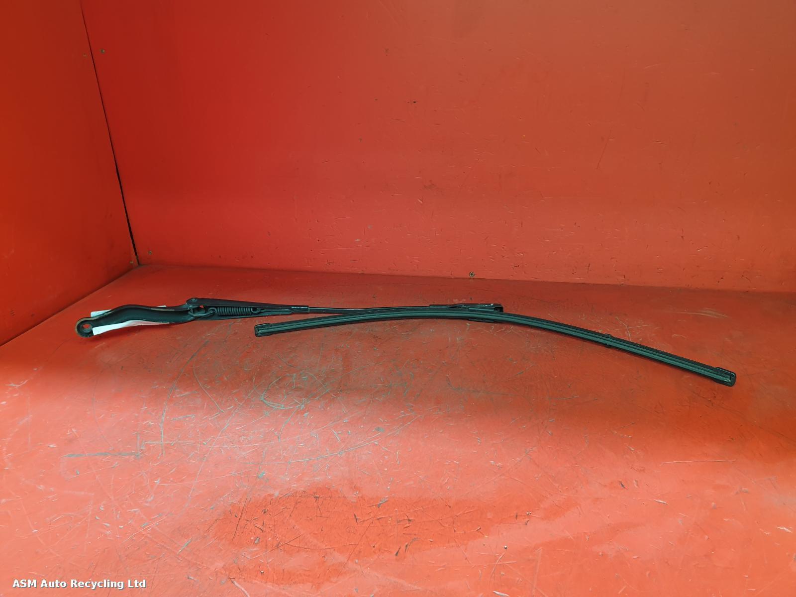 View Auto part Wiper Arm Vauxhall Corsa 2010