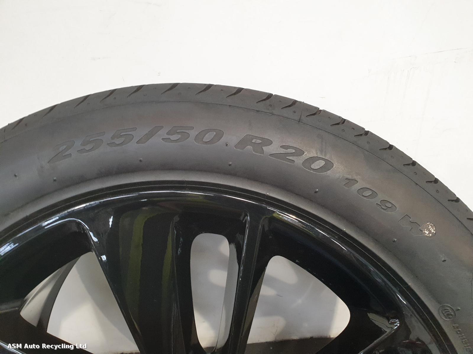 View Auto part Wheel Set Jaguar F-pace 2024