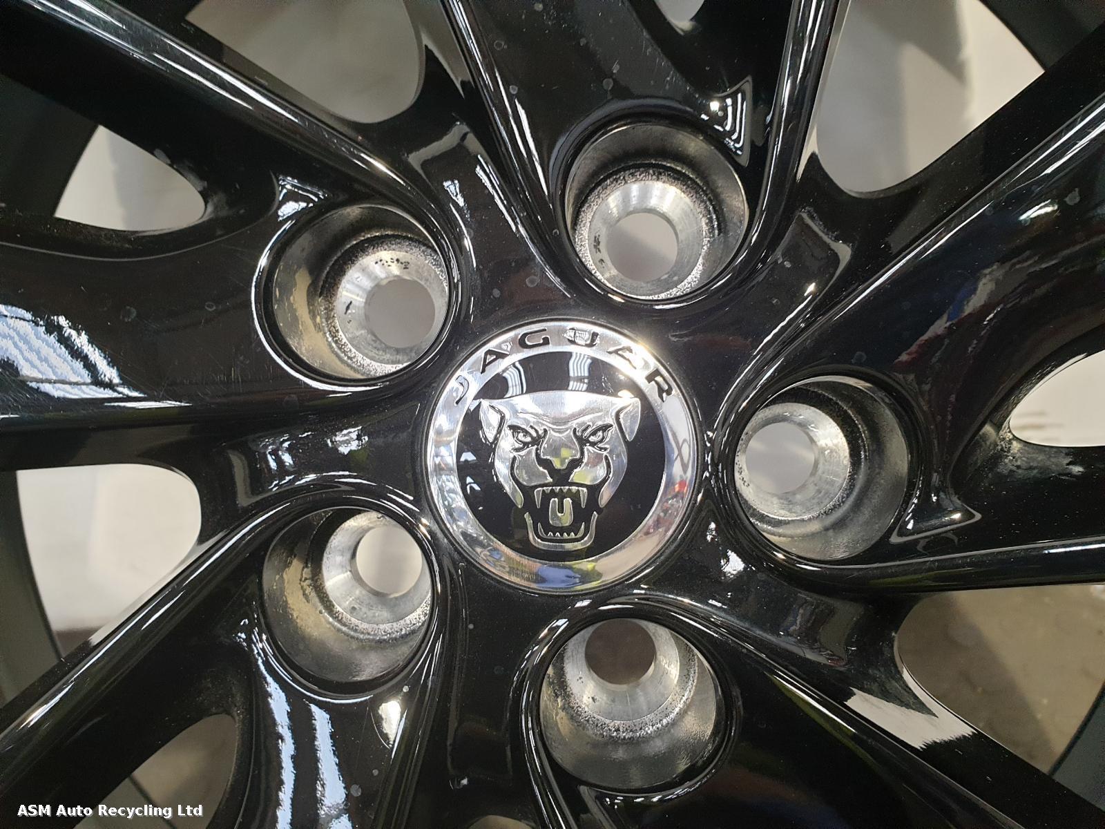 View Auto part Wheel Set Jaguar F-pace 2024