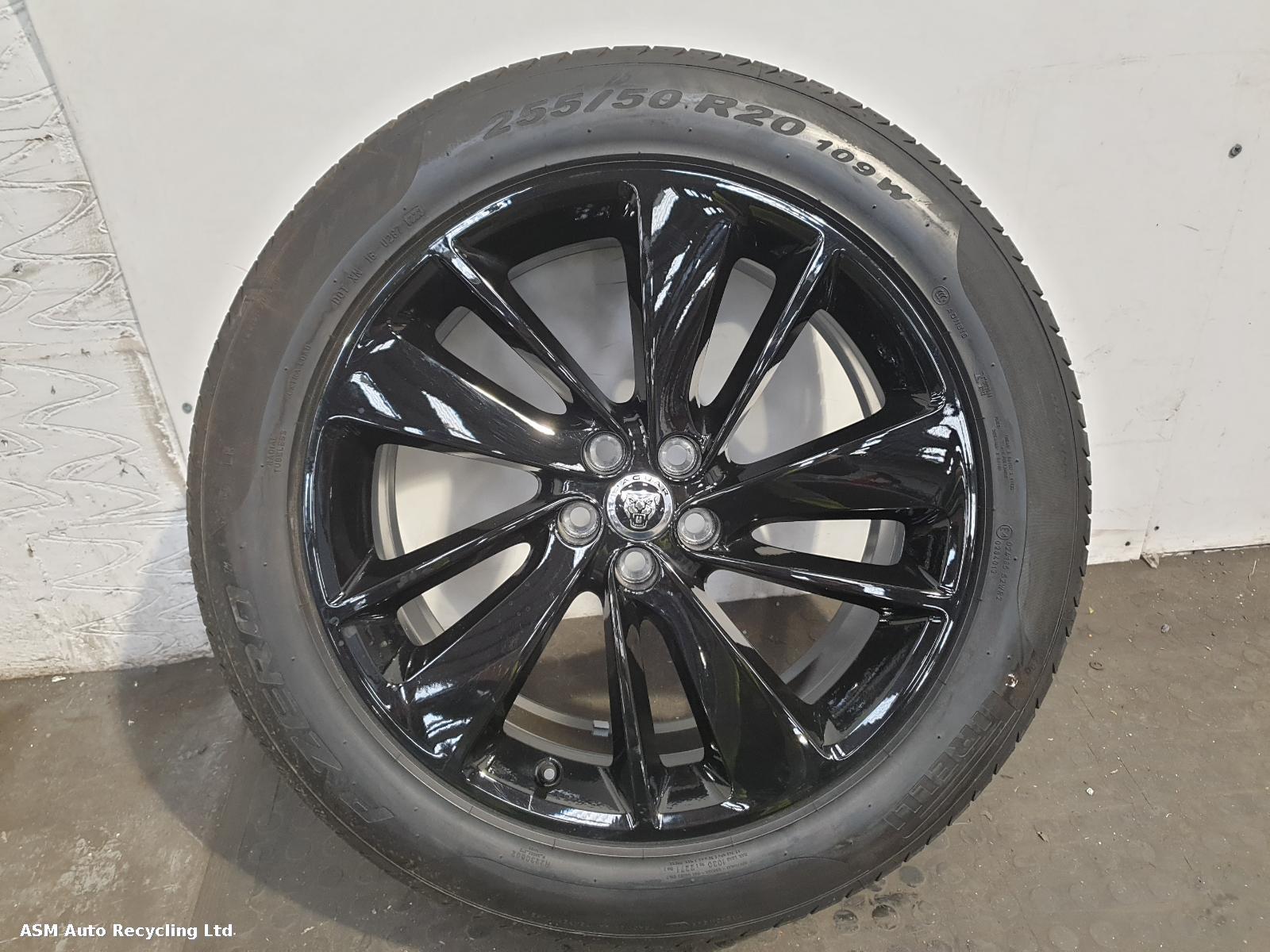 View Auto part Wheel Set Jaguar F-pace 2024
