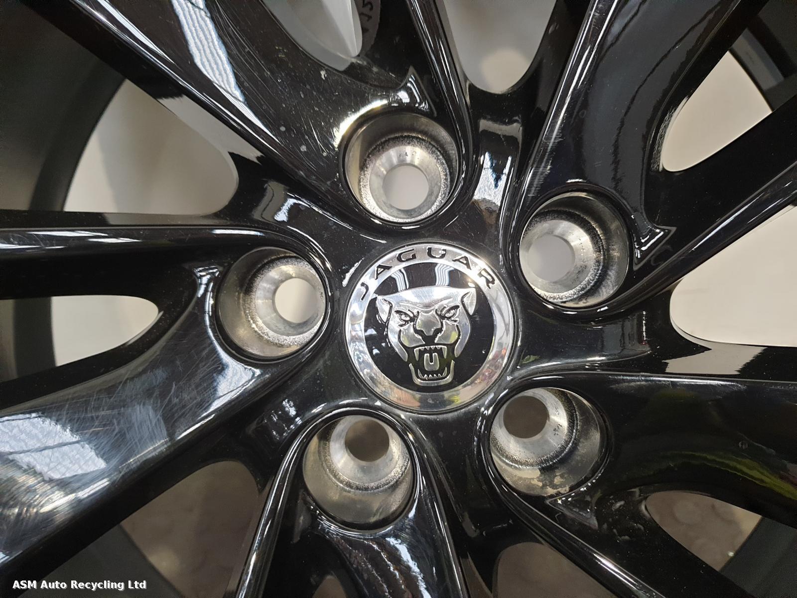 View Auto part Wheel Set Jaguar F-pace 2024