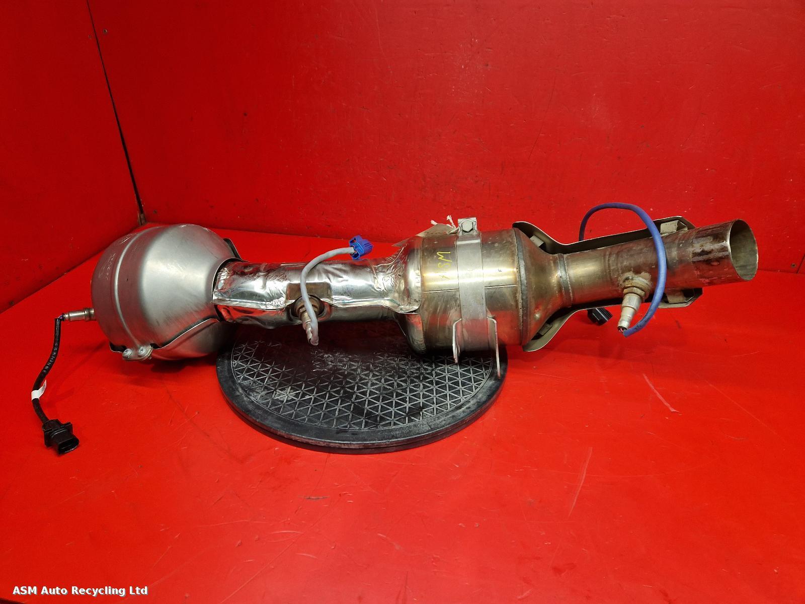 View Auto part Catalytic Converter Jaguar F-pace 2024
