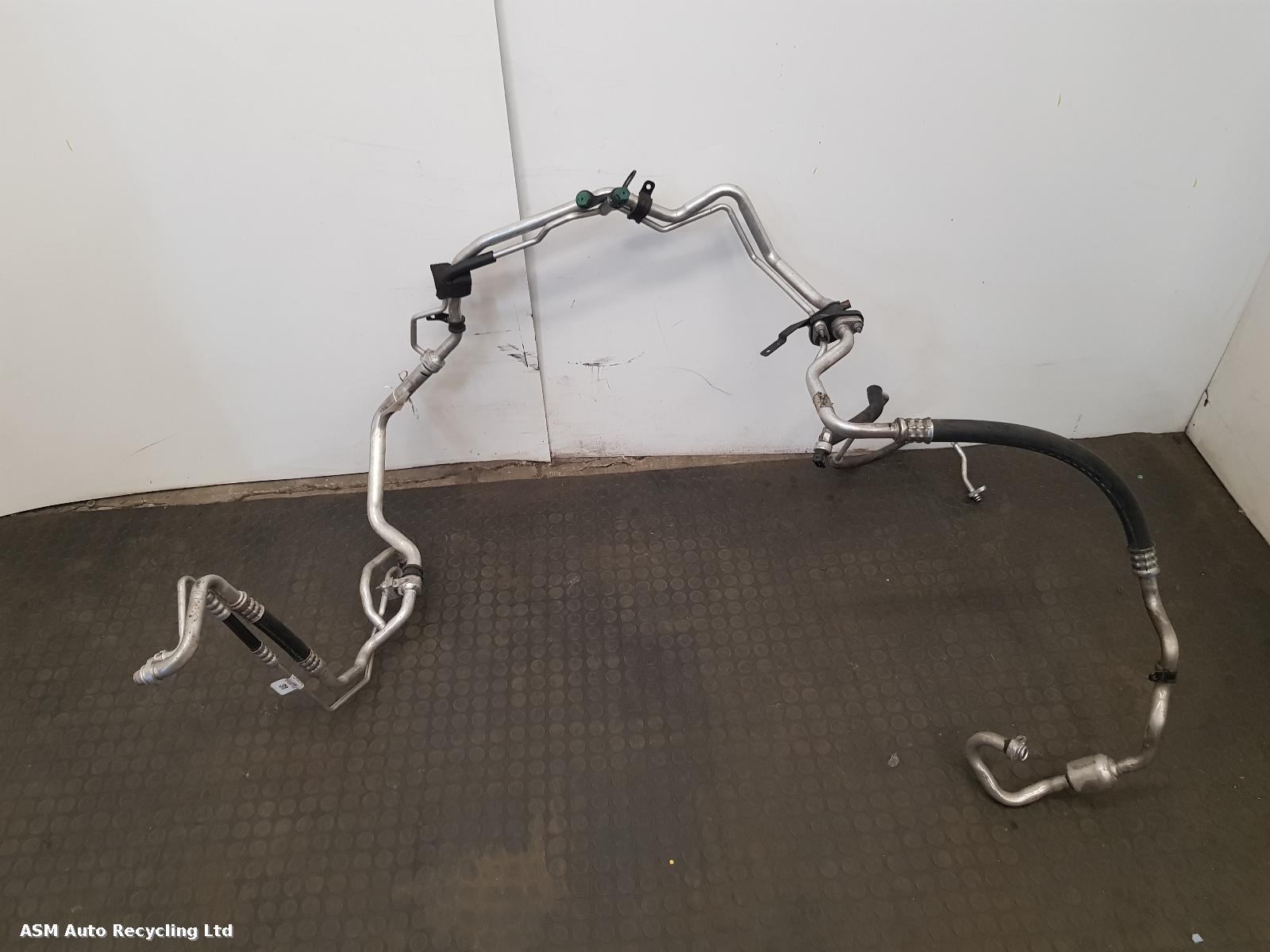 View Auto part A/C Hoses Land Rover Range Rover 2015