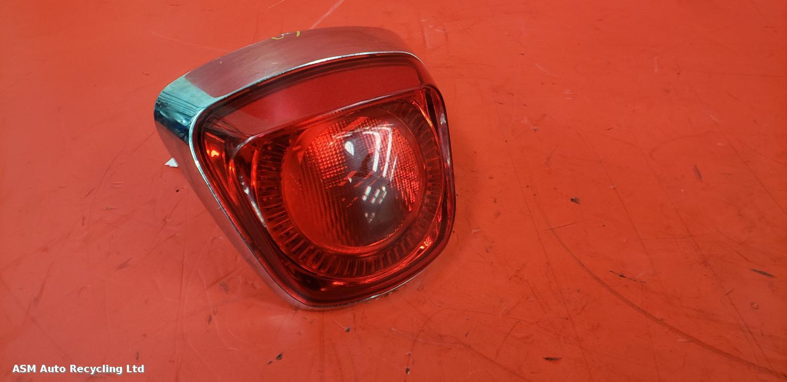 View Auto part Taillight Vespa Primavera 2022