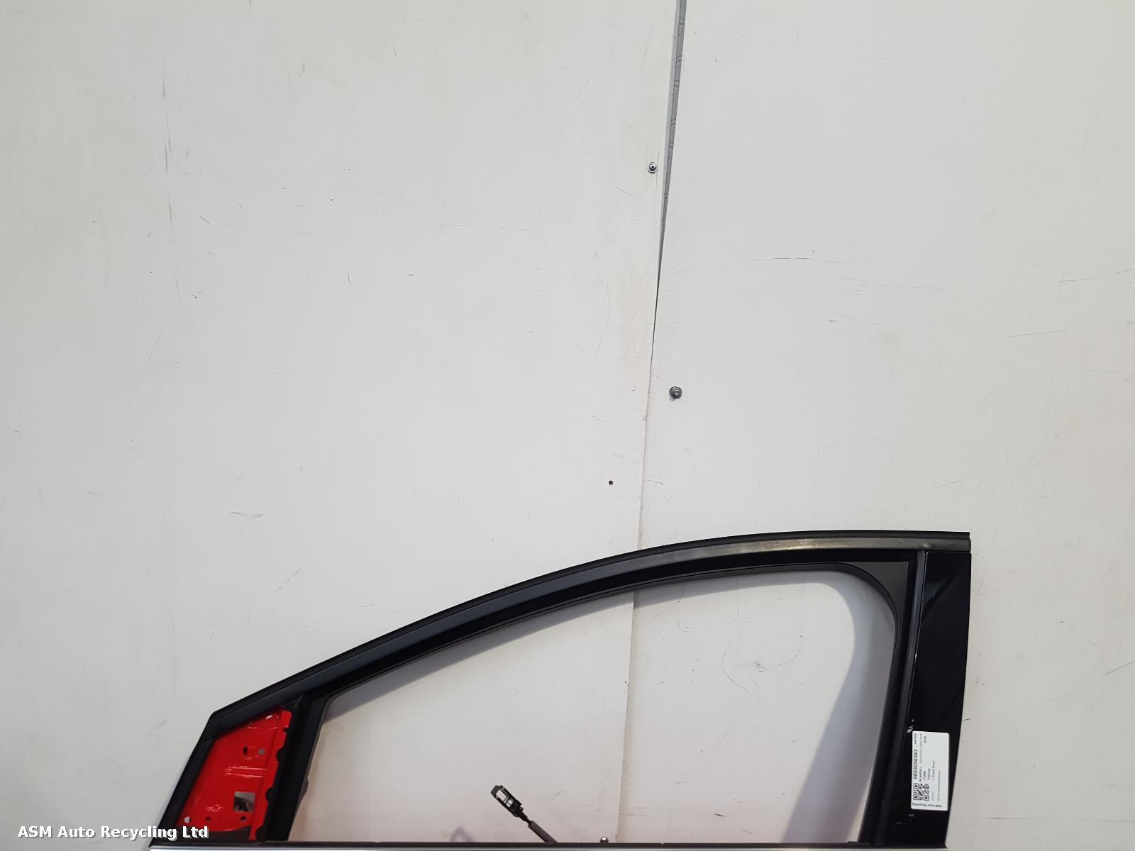 View Auto part L Front Door Ford Focus 2014