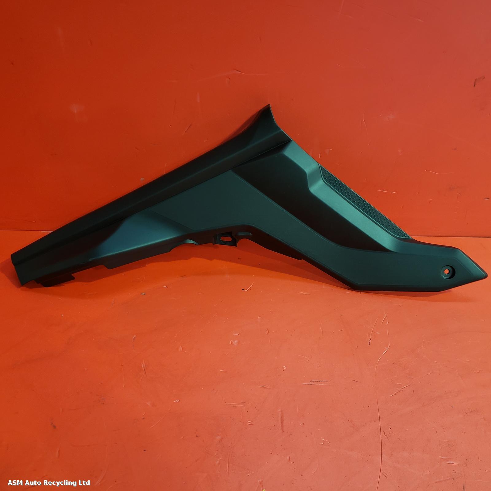 View Auto part Side Panel Left Yamaha Yzf R125 2023