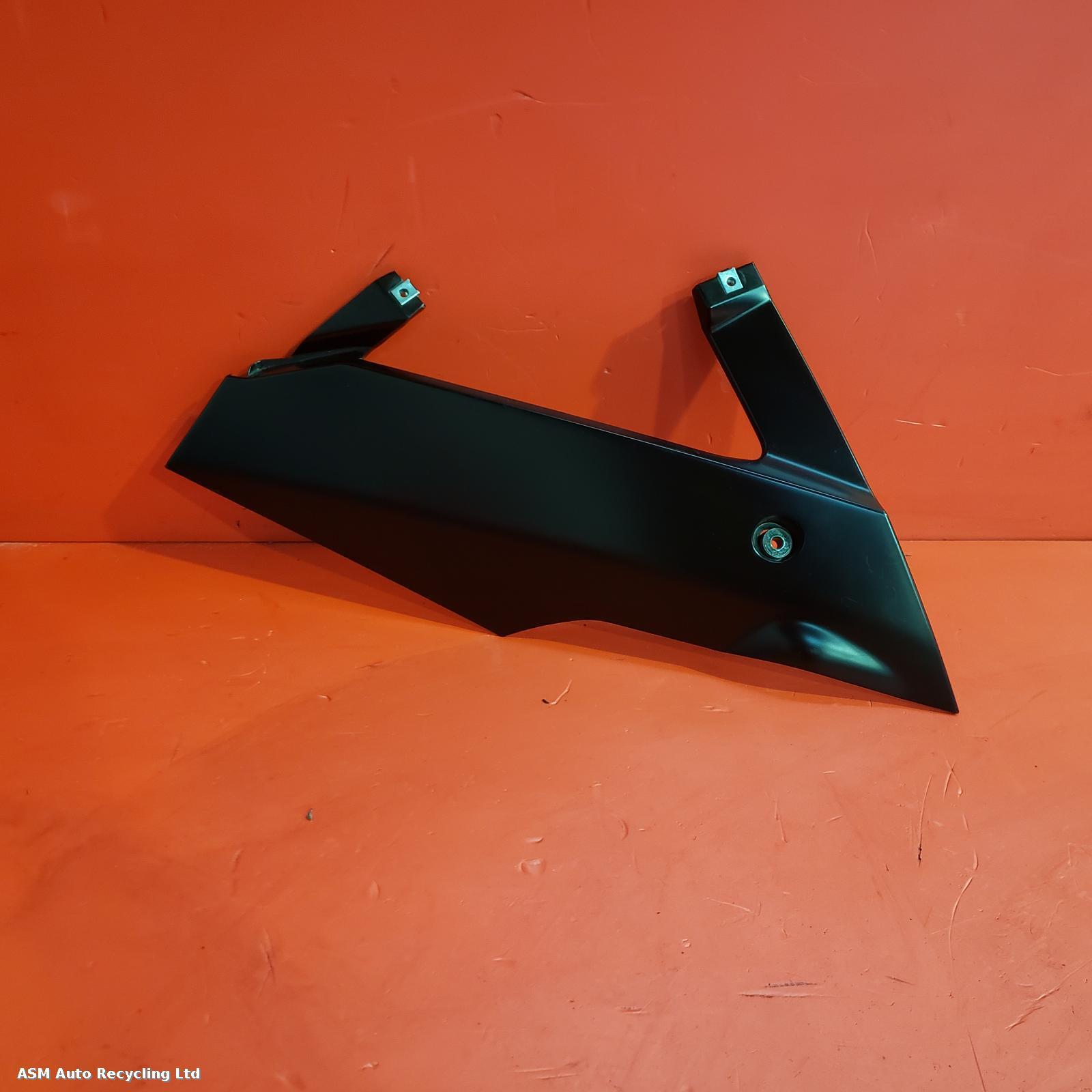 View Auto part Belly Pan Yamaha Yzf R125 2023