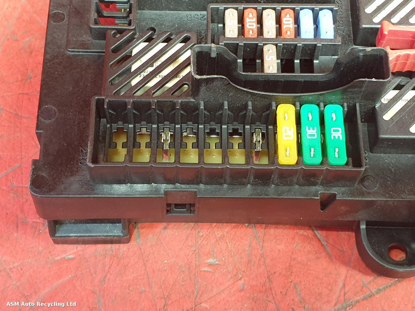 View Auto part Convenience Module Bmw X5 2019
