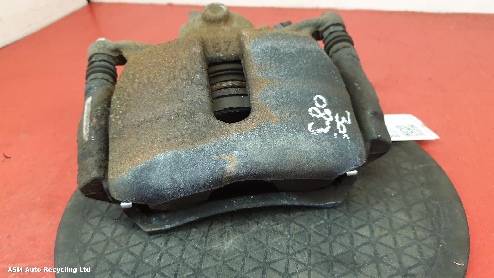 View Auto part Caliper Volkswagen Golf 2015