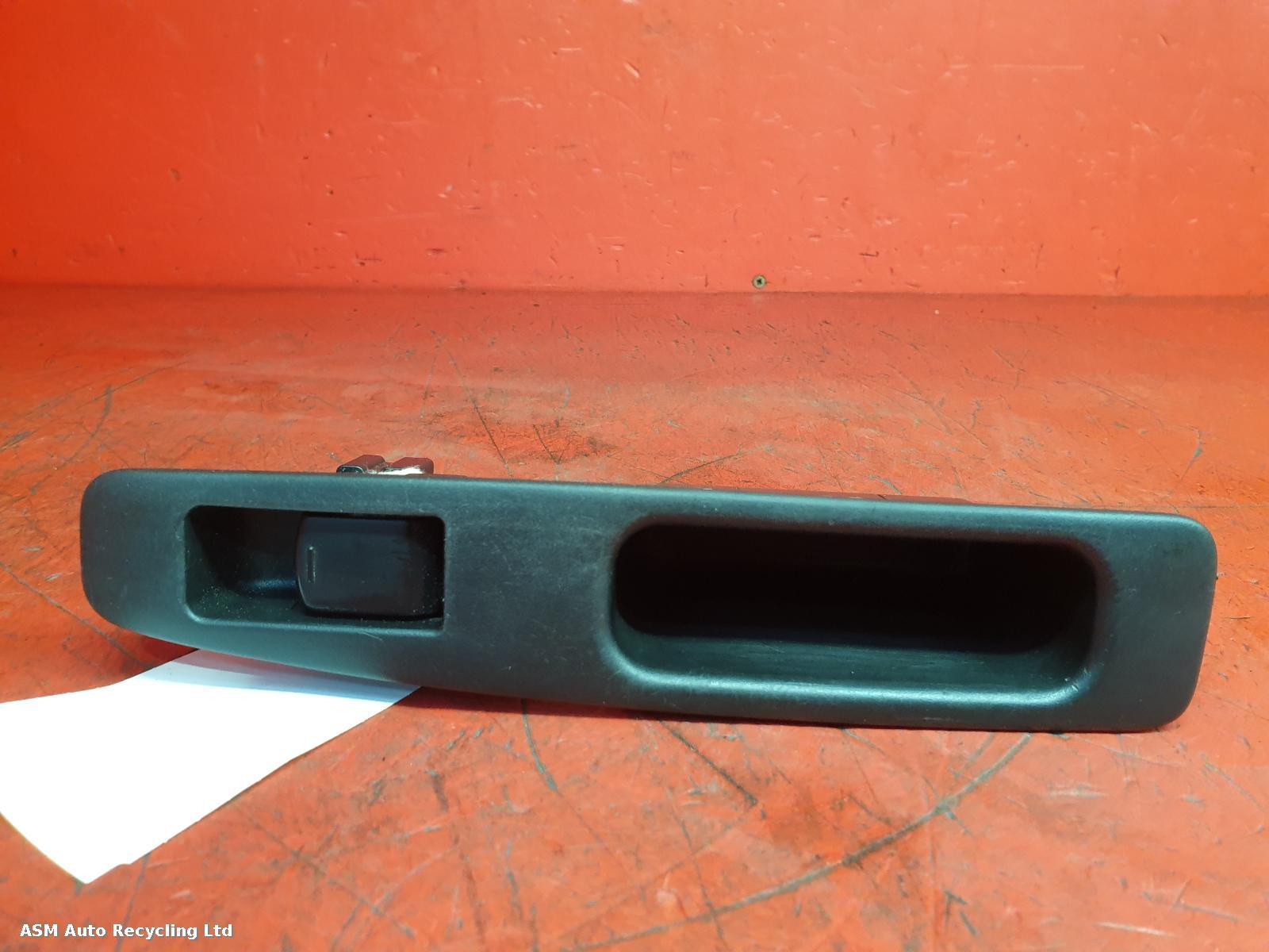 View Auto part Elect. Window Switch Nissan Qashqai 2010