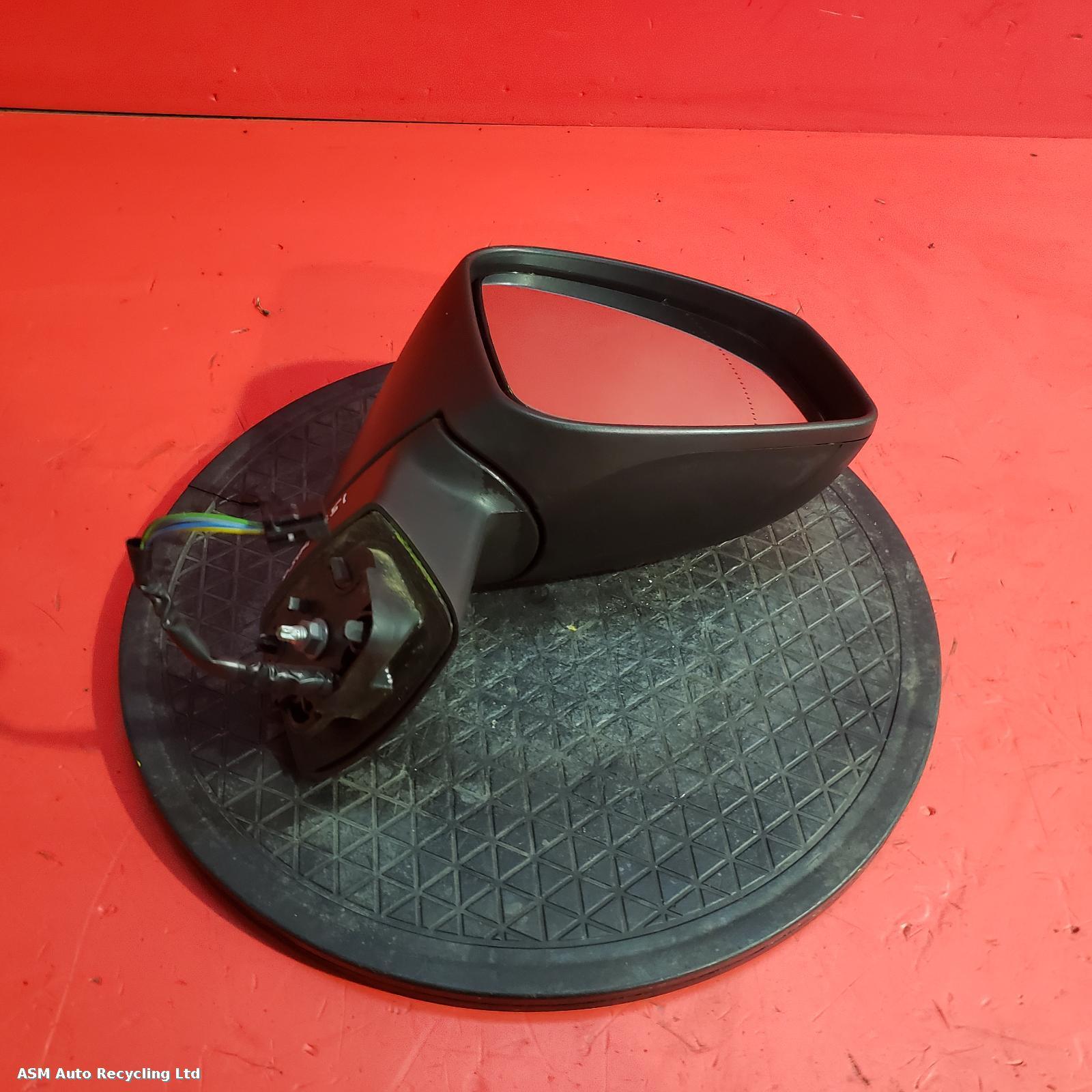 View Auto part R Door Mirror Renault Scenic 2013