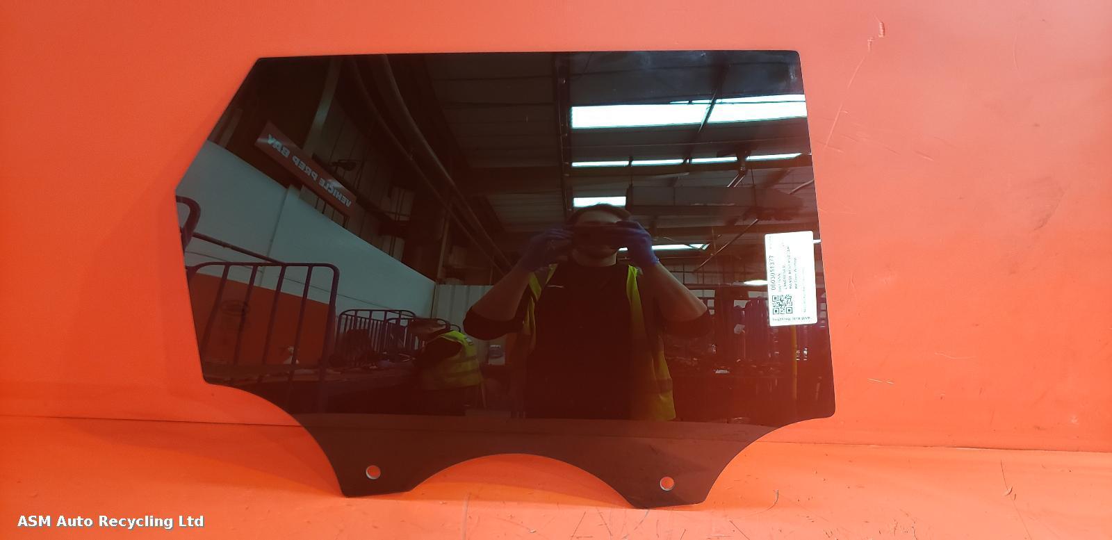View Auto part RR Door Window Land Rover Range Rover Velar 2017