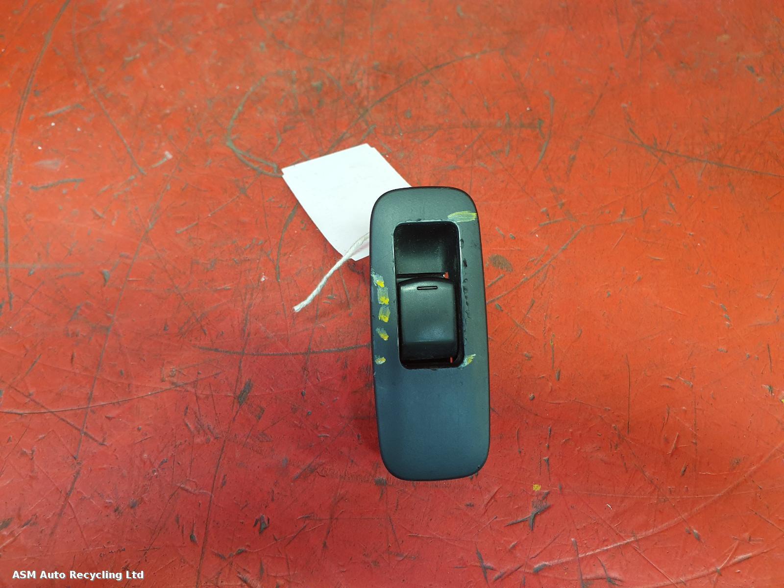 View Auto part Elect. Window Switch Nissan Qashqai 2012