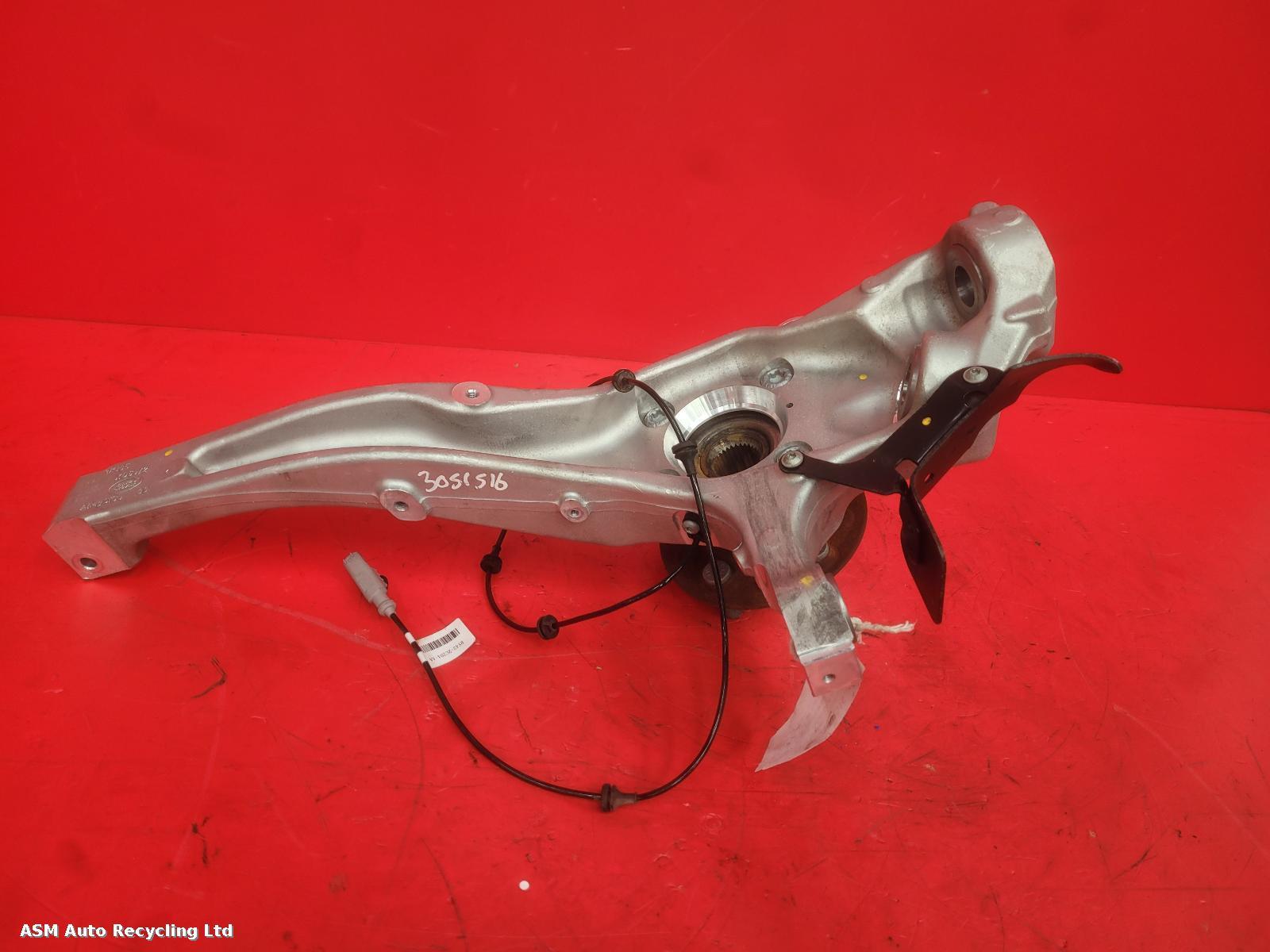 View Auto part RF Hub/Stub Axle Assembly Land Rover Defender 2024