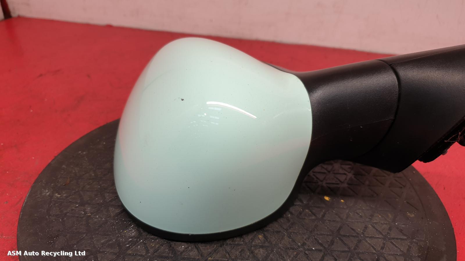 View Auto part L Door Mirror Fiat 500 2015