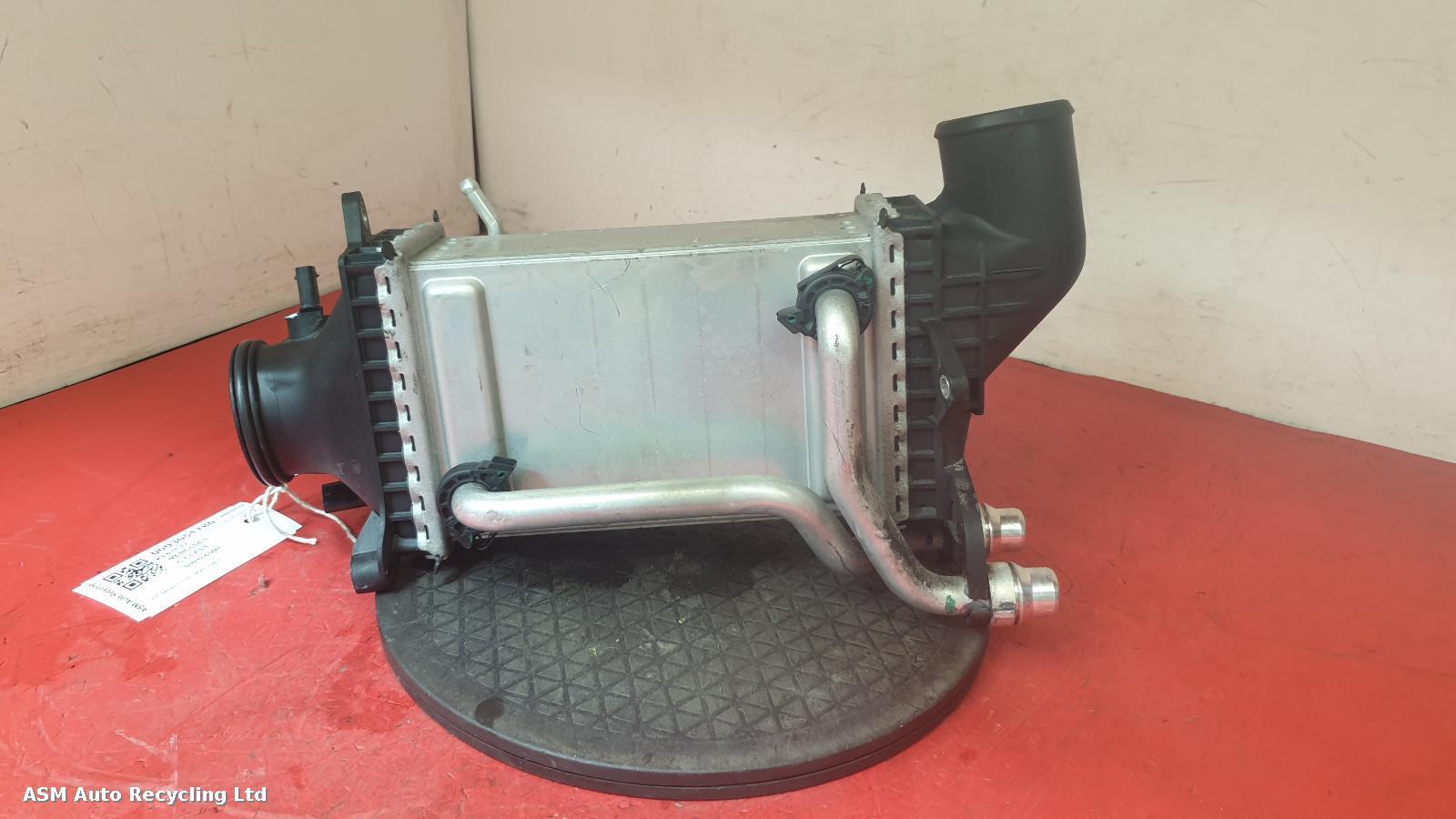 View Auto part Intercooler Mercedes C Class 2017