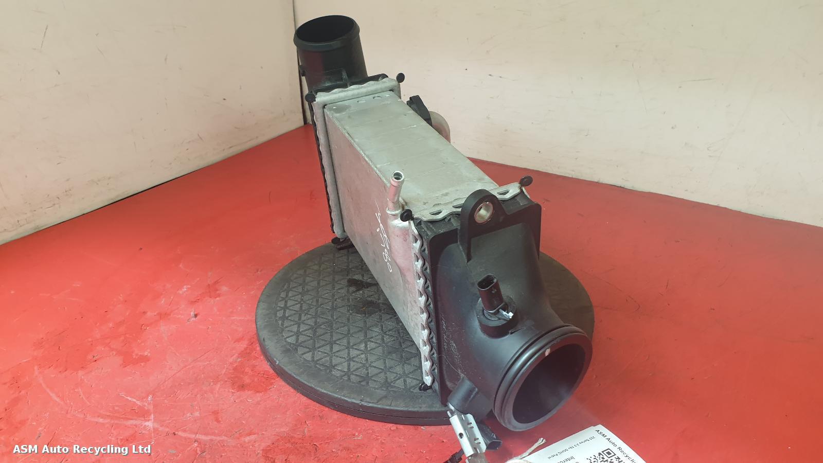 View Auto part Intercooler Mercedes C Class 2017