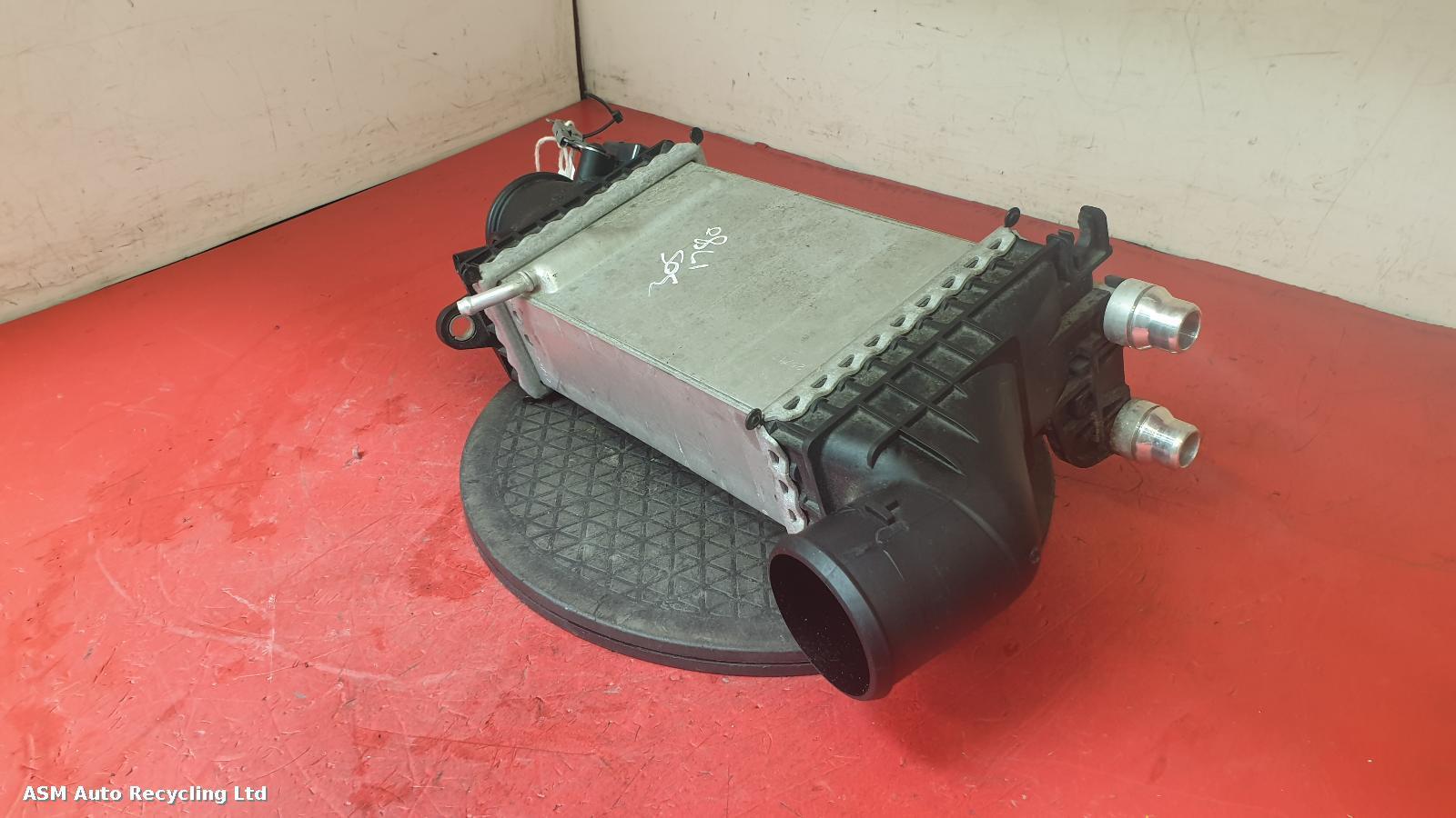 View Auto part Intercooler Mercedes C Class 2017