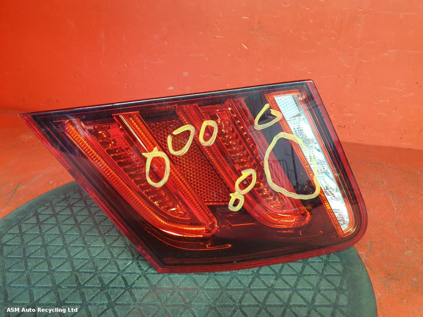 View Auto part R Taillight Mercedes E Class 2015