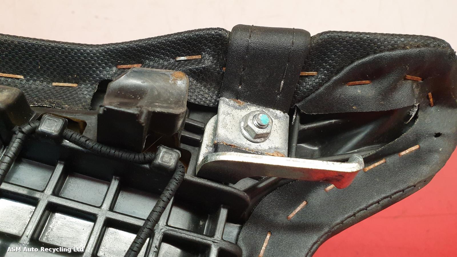 View Auto part 2nd Seat (Rear Seat) Honda Cbr 650 Ra-n 2022